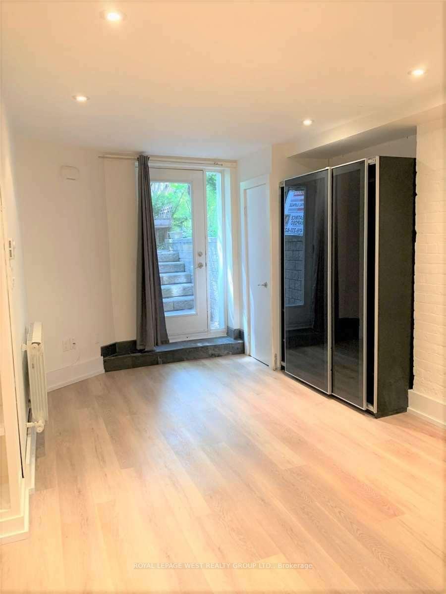 Photo 2 of Unit Lower L, 79 Brunswick Avenue, Toronto, University — HOMEH