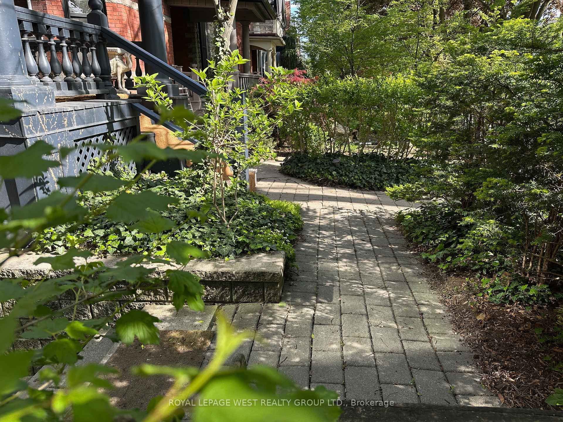 Photo 25 of Unit Lower L, 79 Brunswick Avenue, Toronto, University — HOMEH