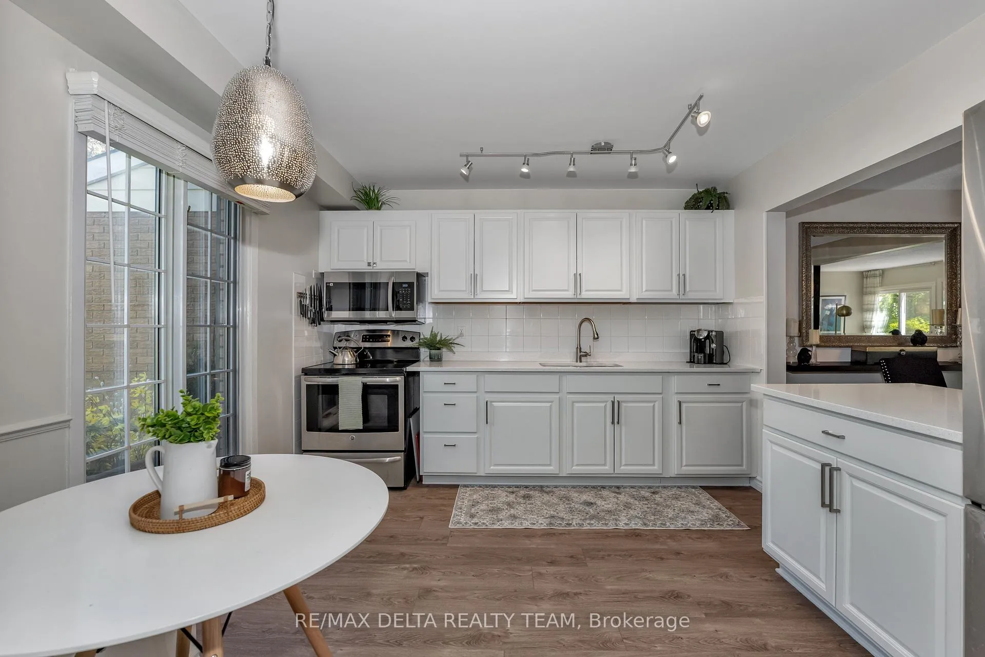 Photo 76 of 61 Valewood Crescent, Ottawa, Blackburn Hamlet — HOMEH