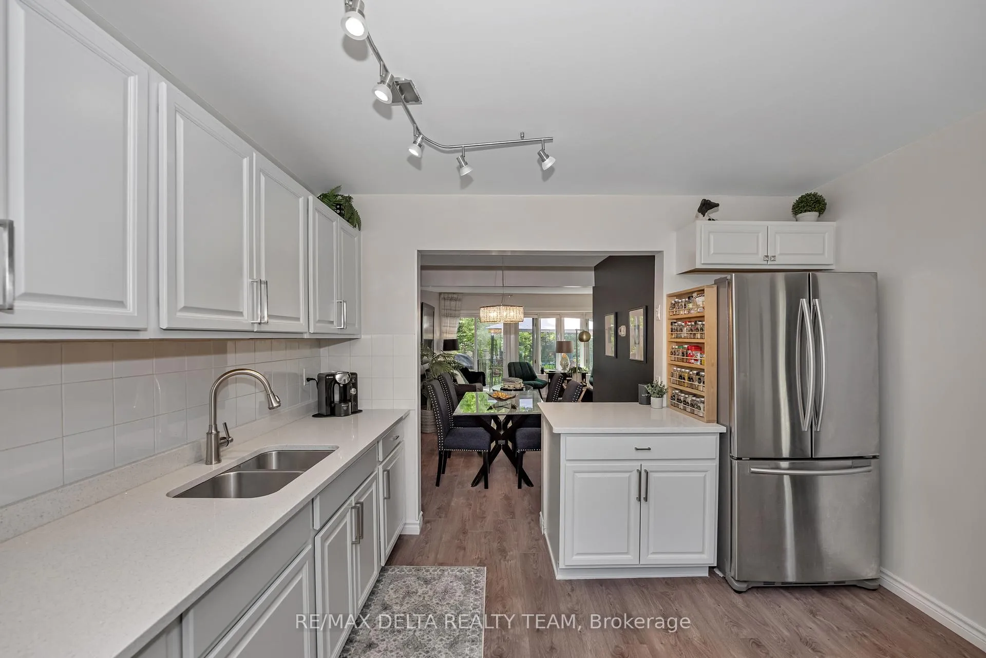 Photo 88 of 61 Valewood Crescent, Ottawa, Blackburn Hamlet — HOMEH