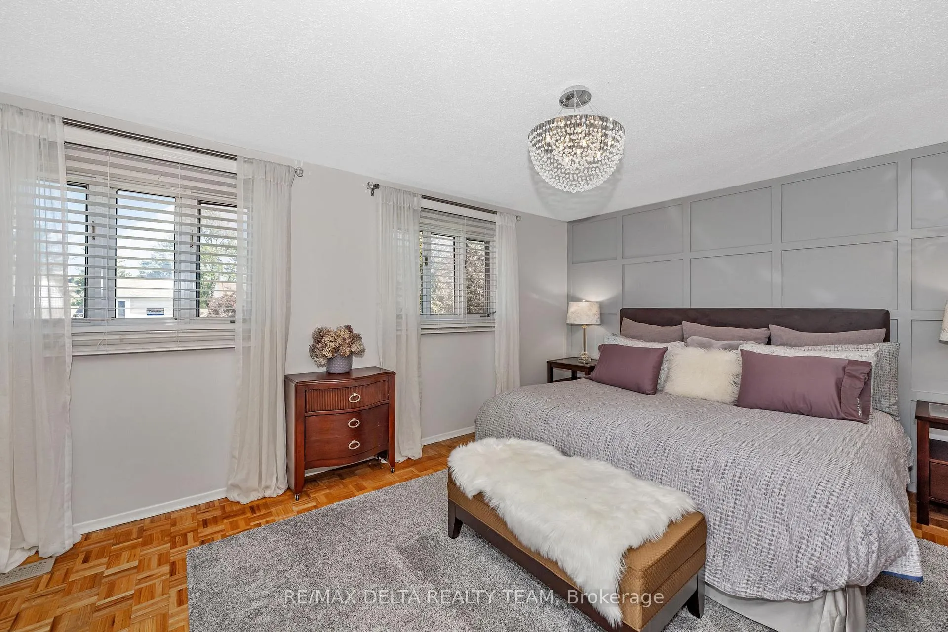 Photo 124 of 61 Valewood Crescent, Ottawa, Blackburn Hamlet — HOMEH