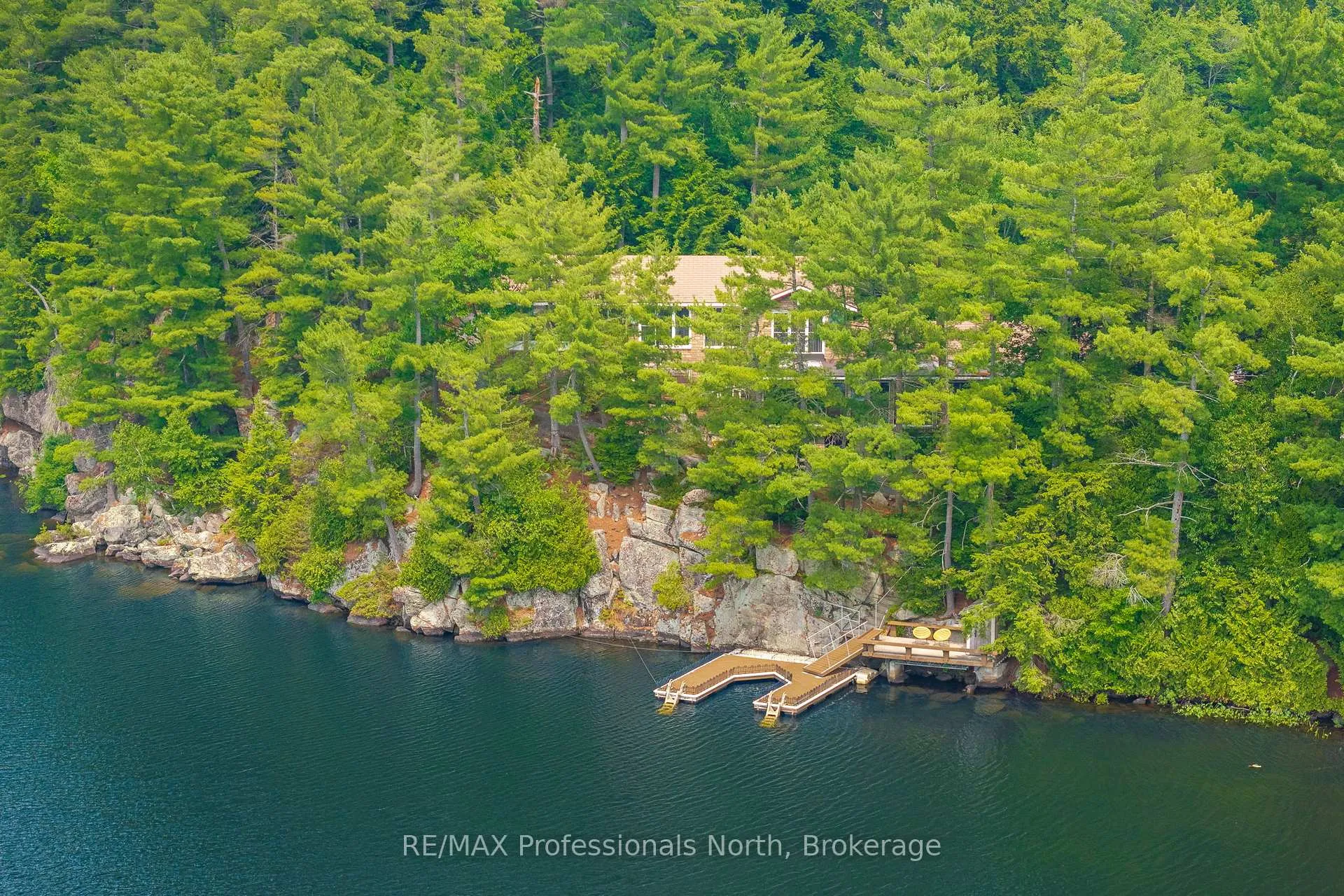 Photo 3 of 1077 Precambrian Drive N, Algonquin Highlands, Sherborne — HOMEH