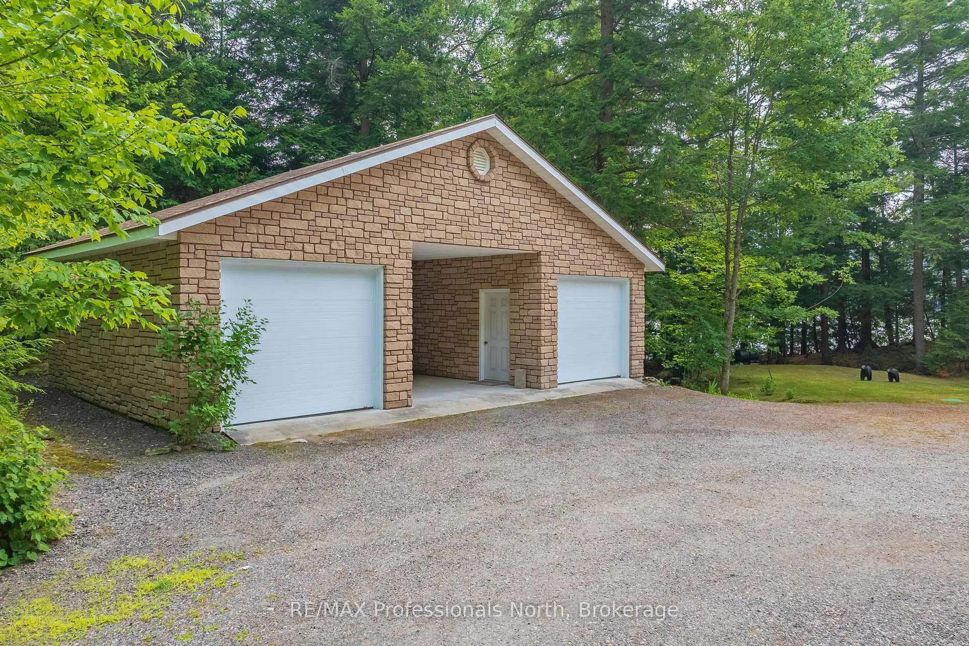 Photo 135 of 1077 Precambrian Drive N, Algonquin Highlands, Sherborne — HOMEH