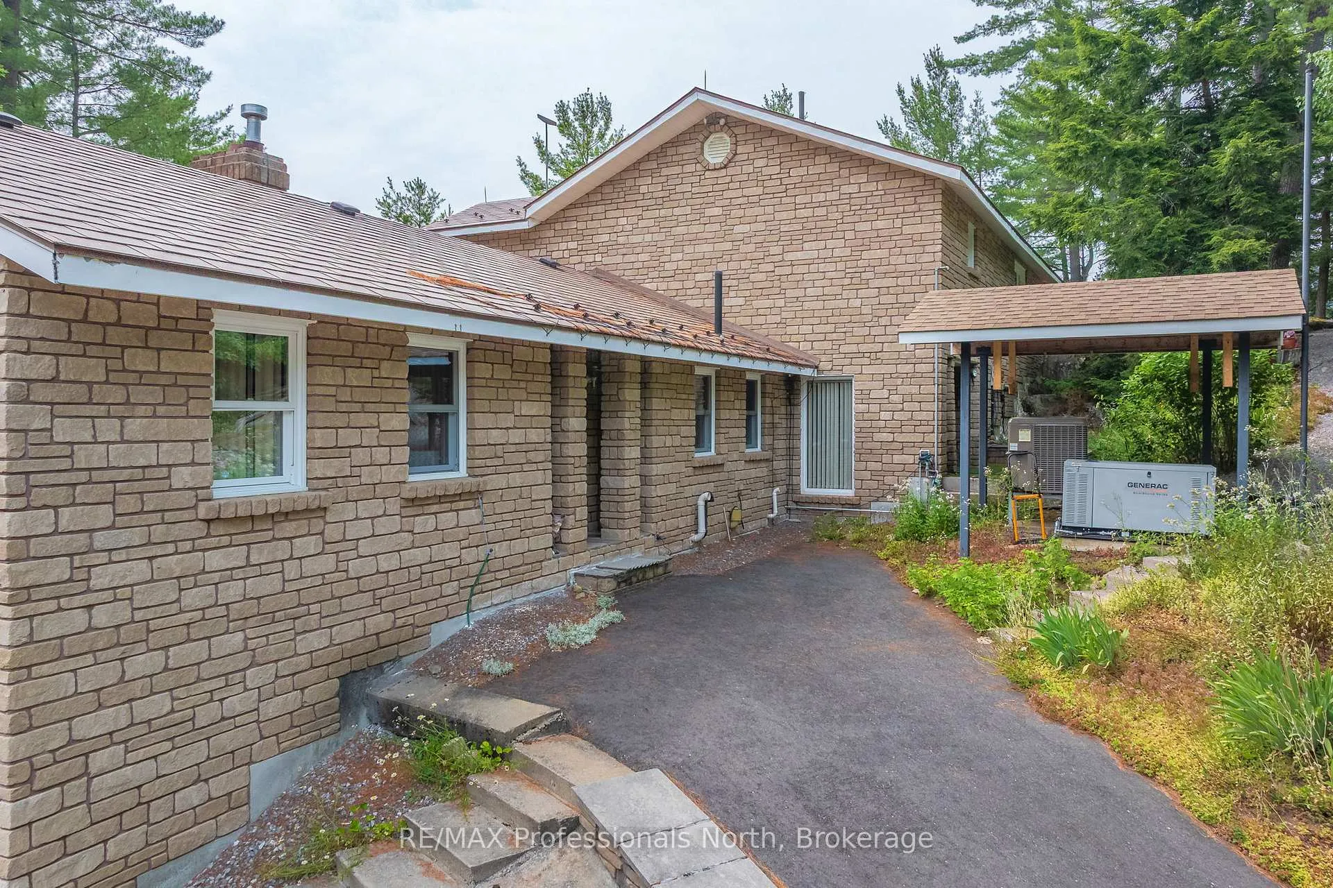 Photo 414 of 1077 Precambrian Drive N, Algonquin Highlands, Sherborne — HOMEH