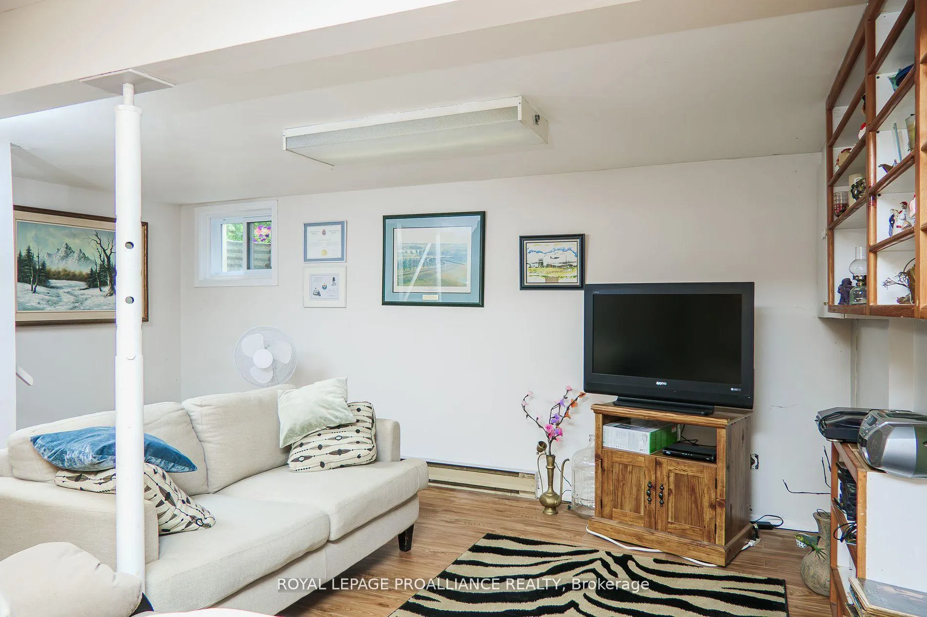 Photo 32 of Unit 28, 161 Bay Street, Quinte West, Trenton Ward — HOMEH