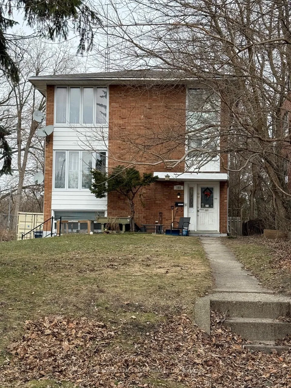 Photo 1 of Unit Lower Level, 103 Coe Hill Drive, Toronto, High Park-Swansea — HOMEH