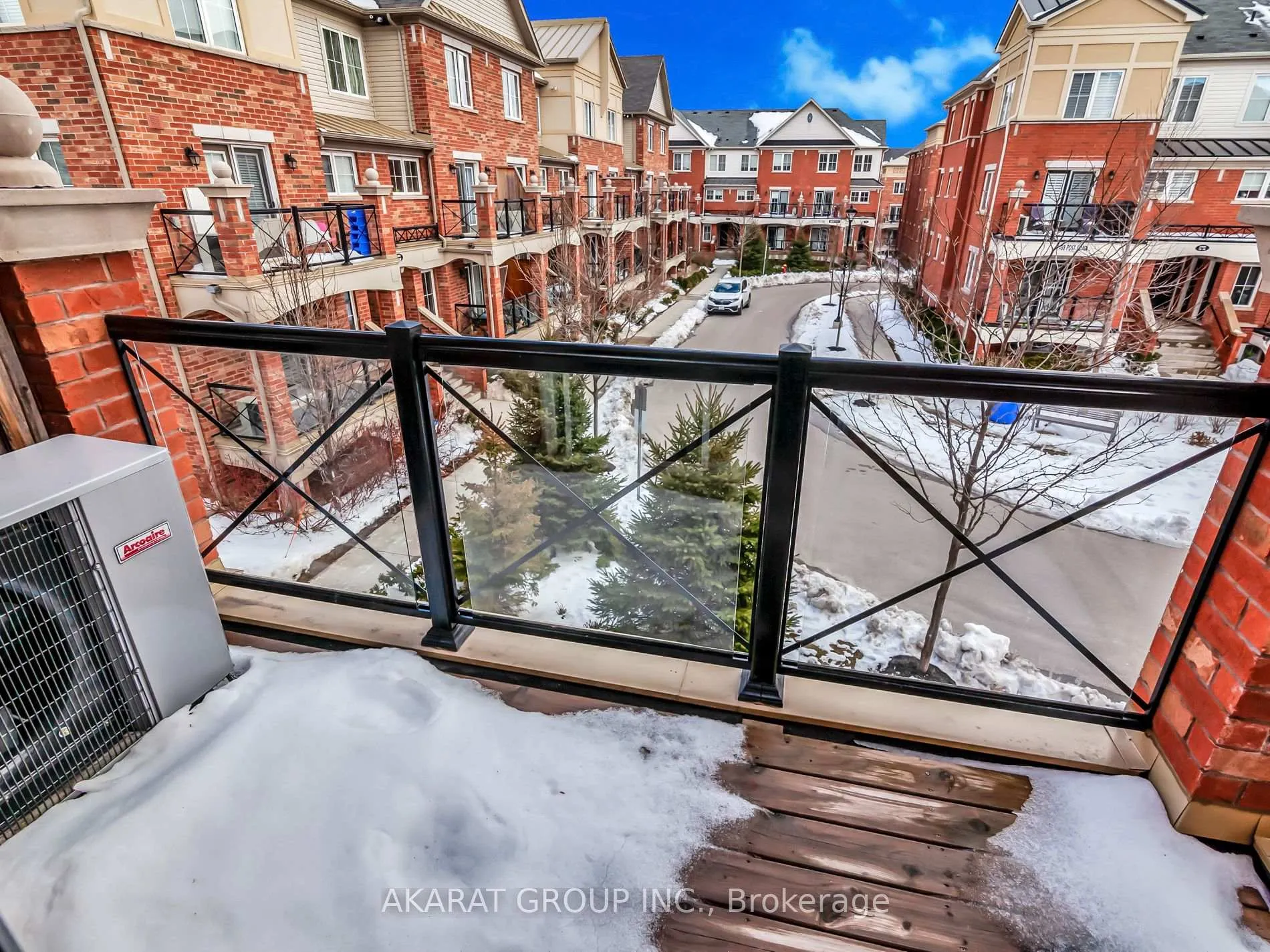 Photo 11 of Unit 16, 2500 Post Road, Oakville, River Oaks — HOMEH