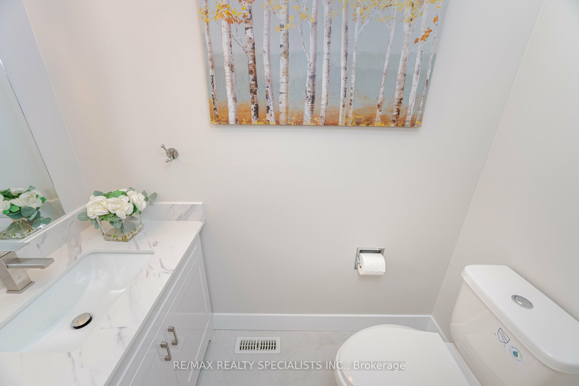 Photo 54 of Unit 8, 8 Guildford Crescent, Brampton, Central Park — HOMEH