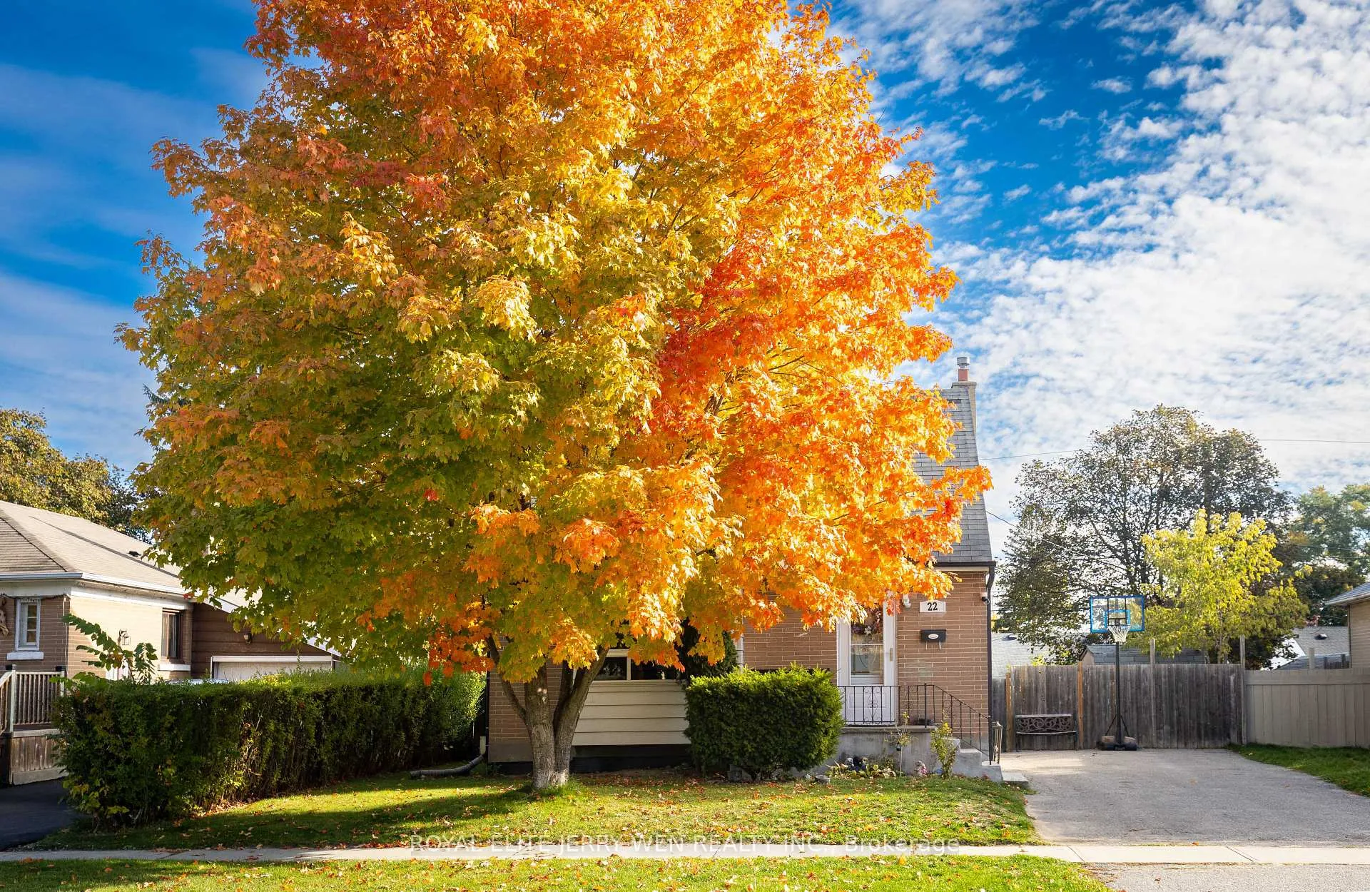 Photo 1 of 22 Forest Road, Ajax, South East — HOMEH