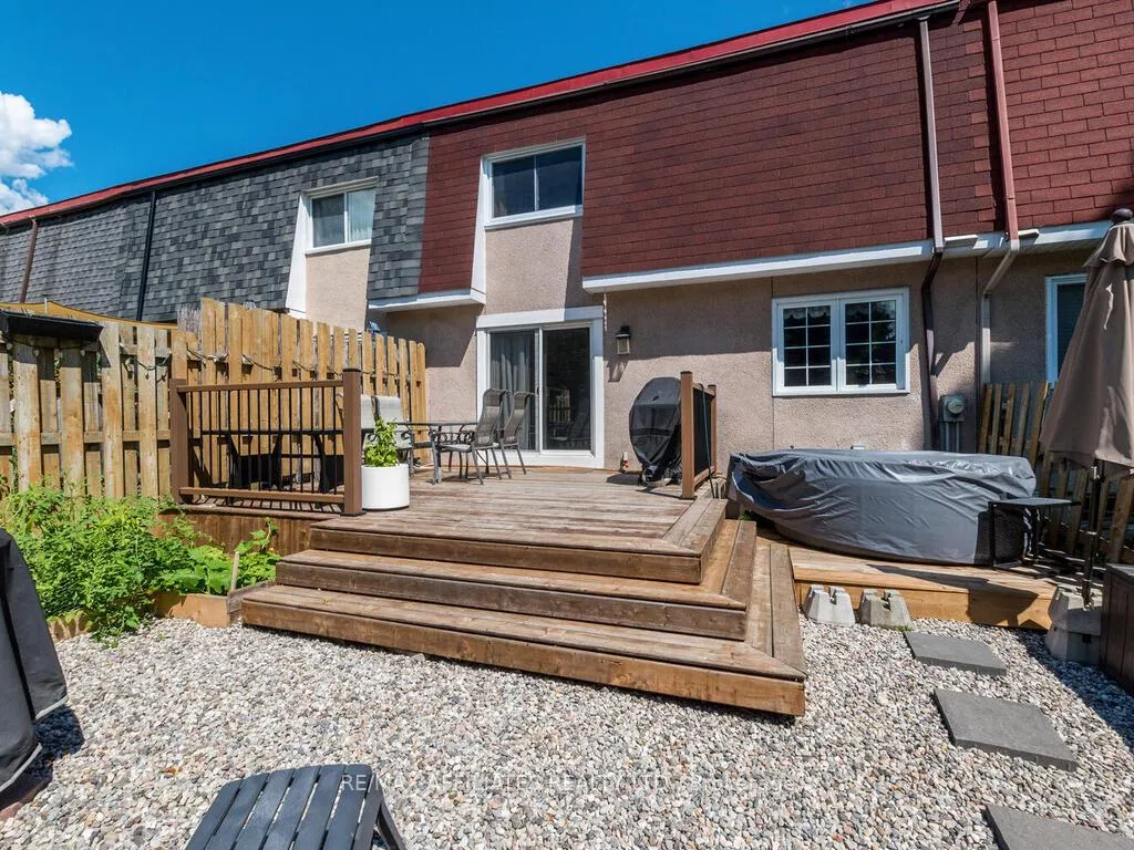 Photo 315 of 64 Tarquin Crescent, Ottawa, Westcliffe Estates — HOMEH