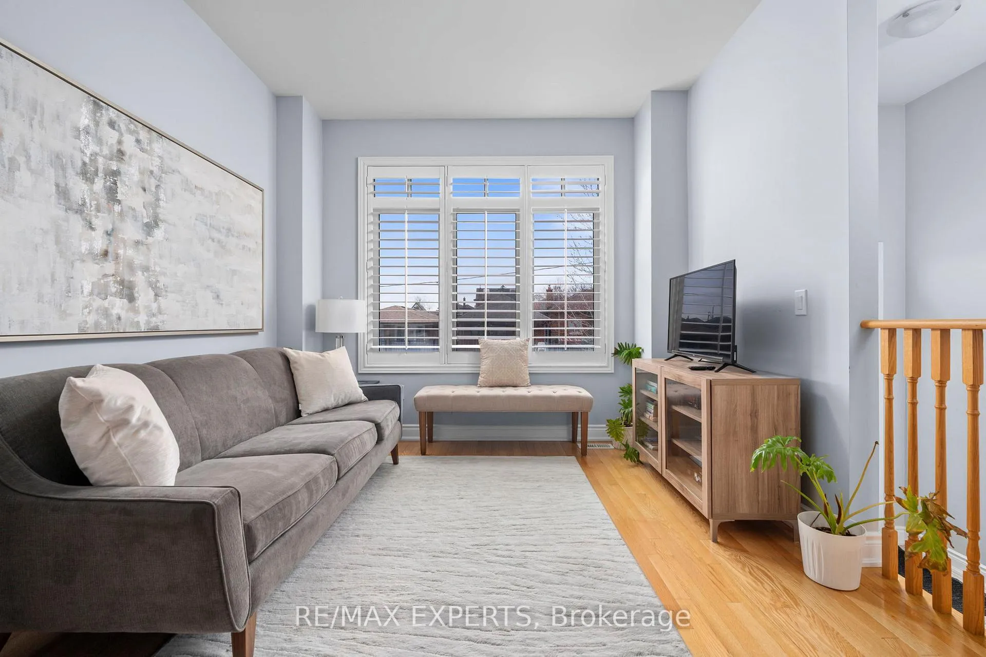 Photo 7 of 21 Ypres Road, Toronto, Keelesdale-Eglinton West — HOMEH