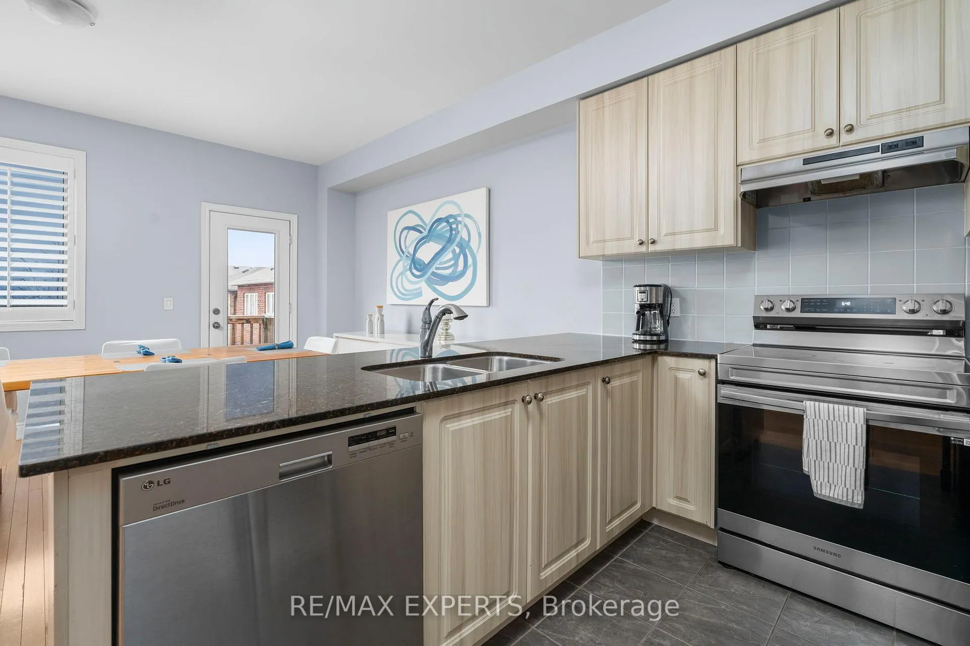 Photo 10 of 21 Ypres Road, Toronto, Keelesdale-Eglinton West — HOMEH