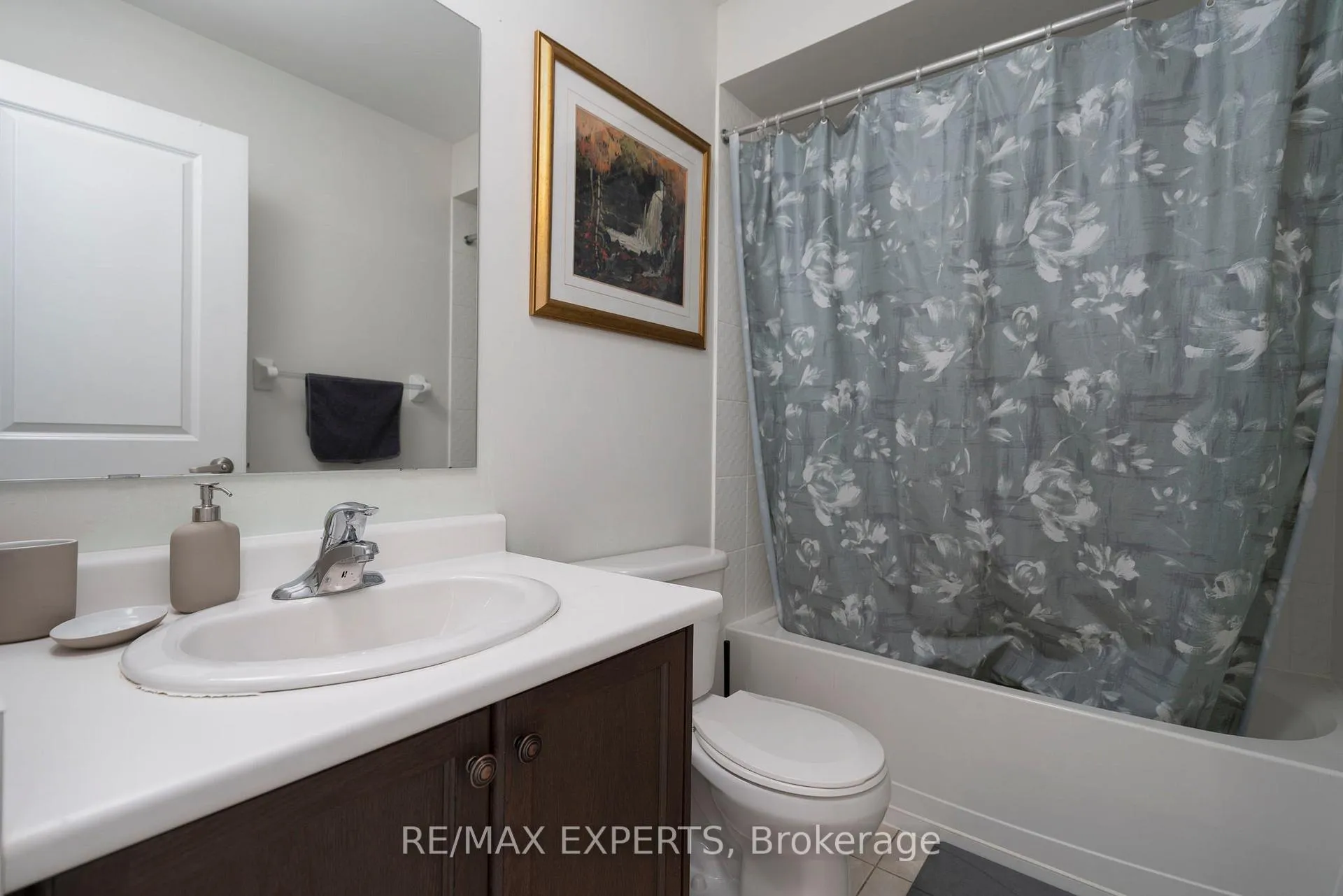 Photo 25 of 21 Ypres Road, Toronto, Keelesdale-Eglinton West — HOMEH