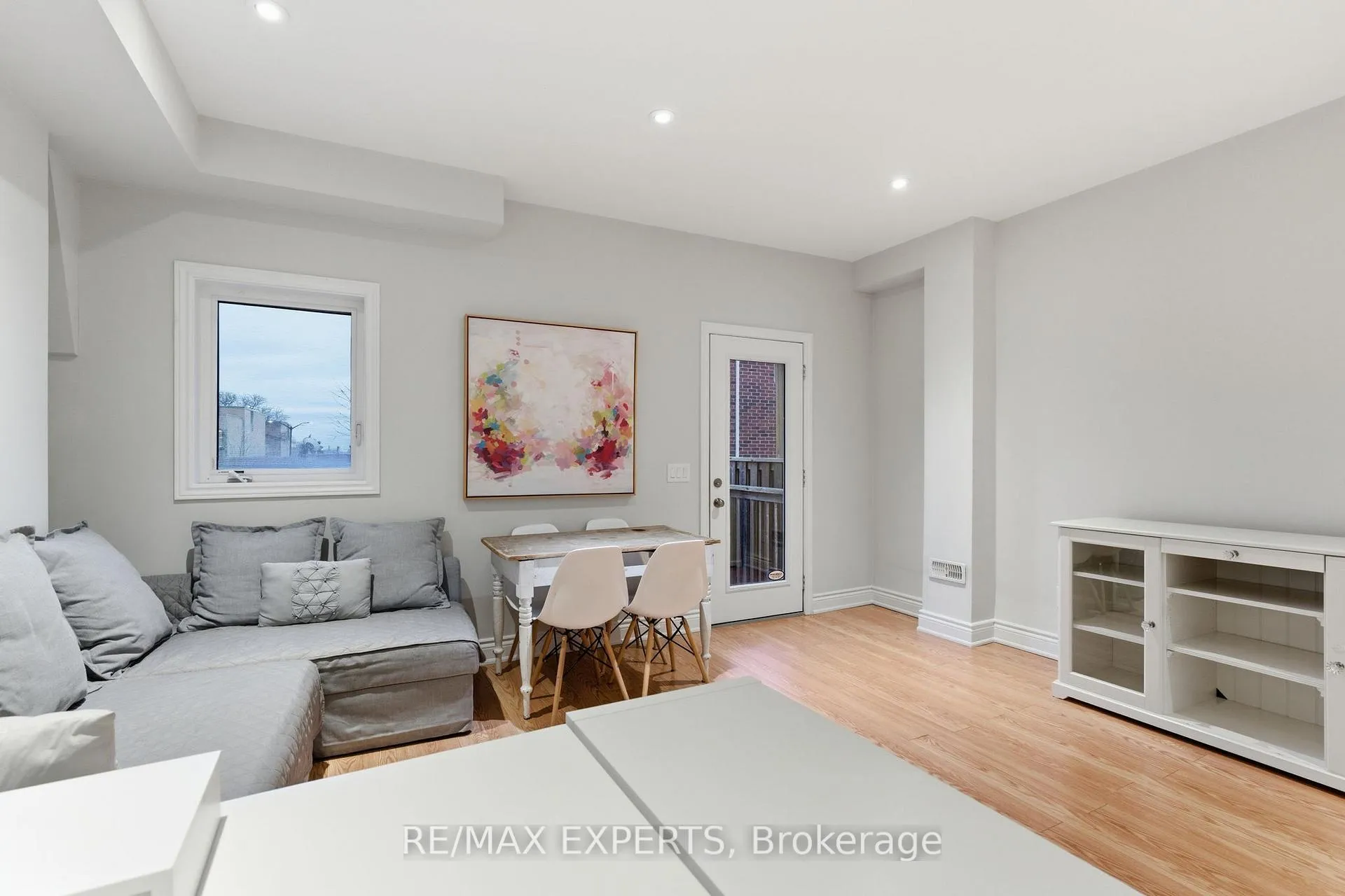 Photo 26 of 21 Ypres Road, Toronto, Keelesdale-Eglinton West — HOMEH