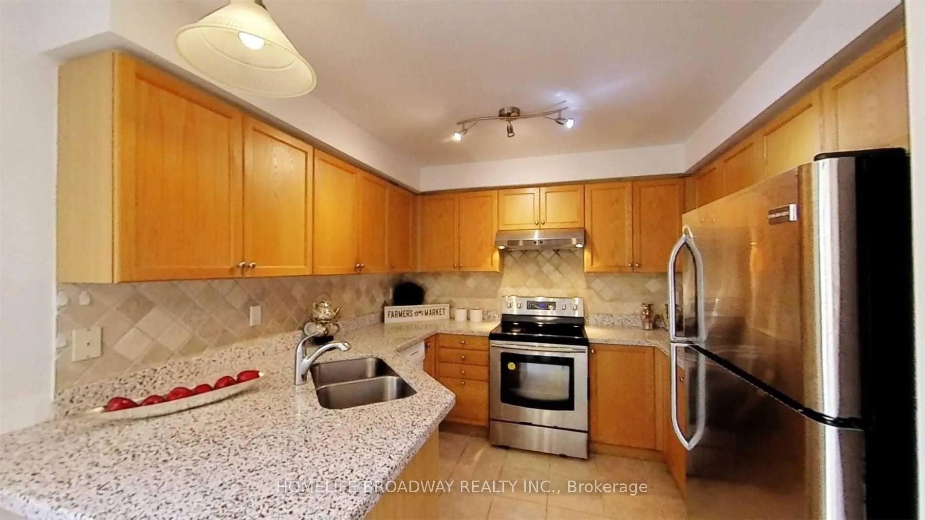 Photo 3 of 421 Bur Oak Avenue, Markham, Berczy — HOMEH