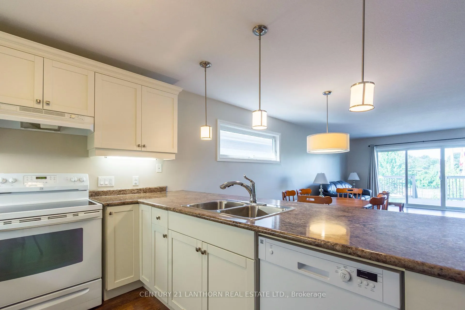 Photo 50 of 36 Tessa Boulevard, Belleville, Belleville Ward — HOMEH
