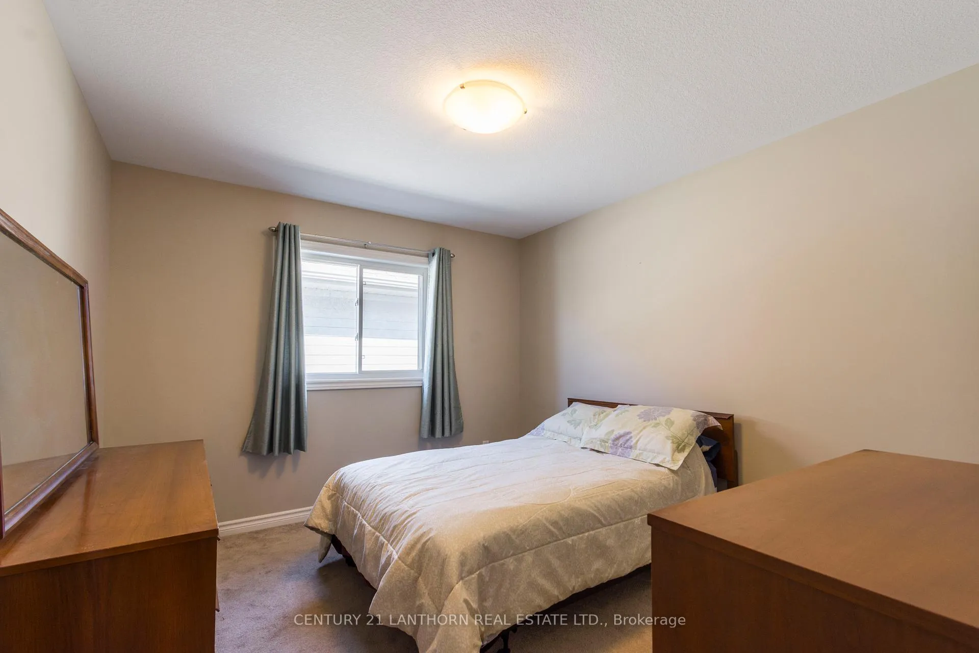 Photo 156 of 36 Tessa Boulevard, Belleville, Belleville Ward — HOMEH