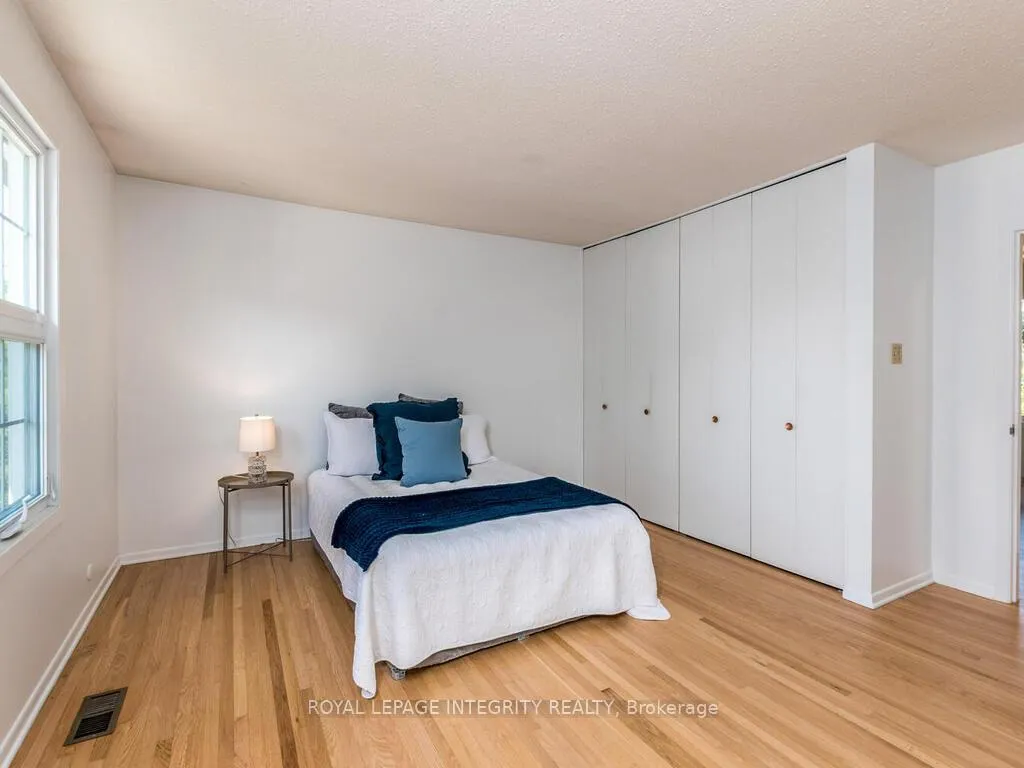 Photo 174 of 2150 Dutton Crescent, Ottawa, Beacon Hill North — HOMEH