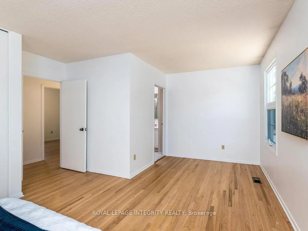Photo 187 of 2150 Dutton Crescent, Ottawa, Beacon Hill North — HOMEH