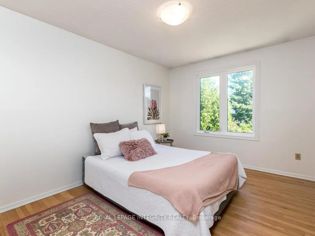 Photo 208 of 2150 Dutton Crescent, Ottawa, Beacon Hill North — HOMEH