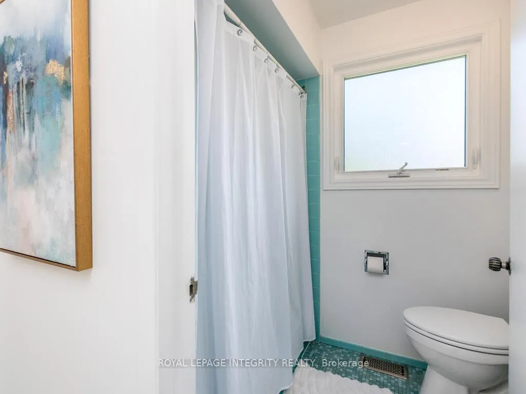 Photo 245 of 2150 Dutton Crescent, Ottawa, Beacon Hill North — HOMEH