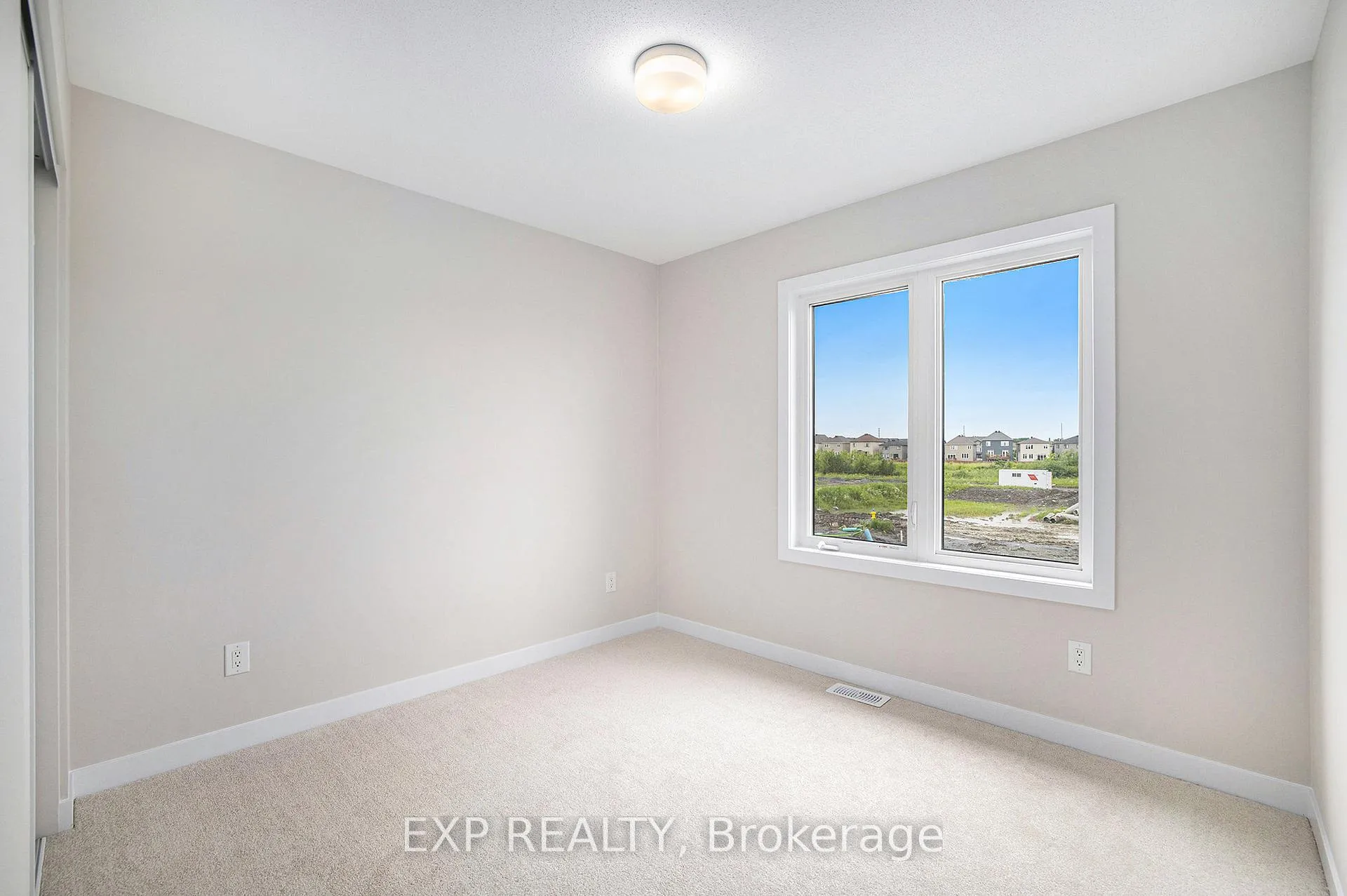 Photo 15 of 186 Conservancy Drive, Ottawa, Barrhaven - Heritage Park — HOMEH