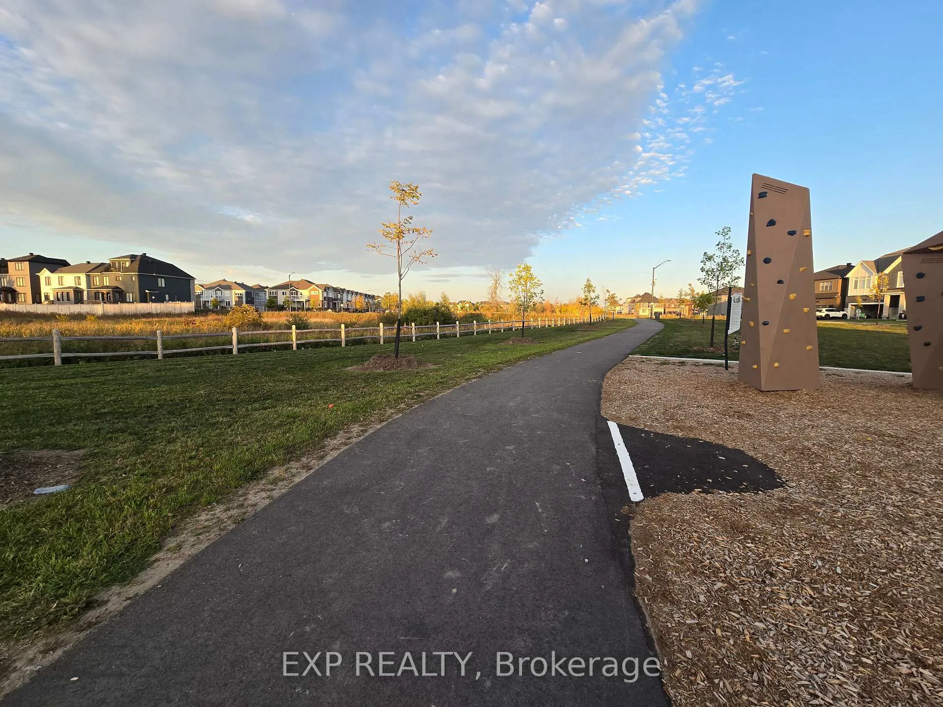 Photo 27 of 186 Conservancy Drive, Ottawa, Barrhaven - Heritage Park — HOMEH