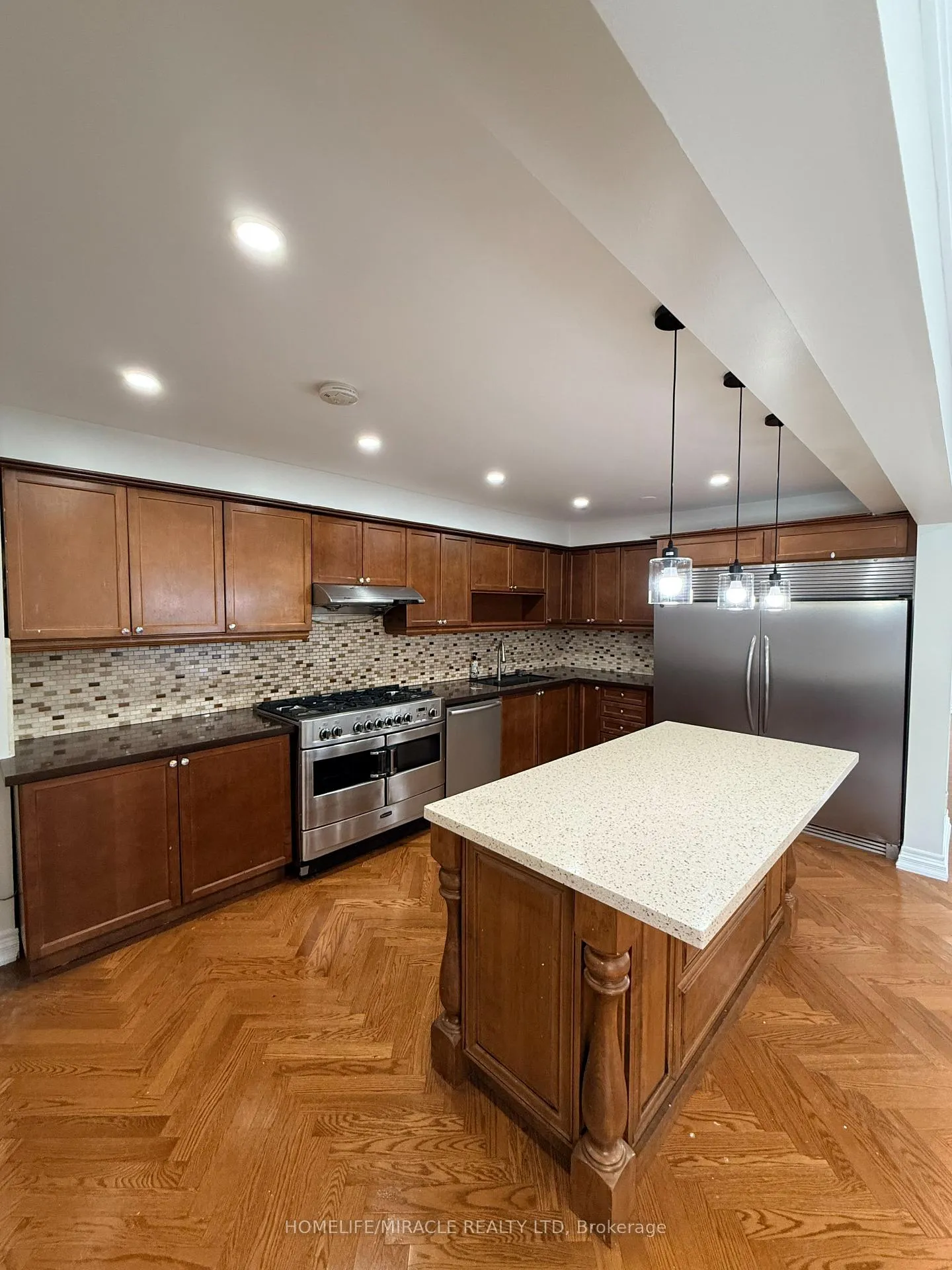 Photo 70 of 2 Howlett Crescent, Ajax, Northeast Ajax — HOMEH