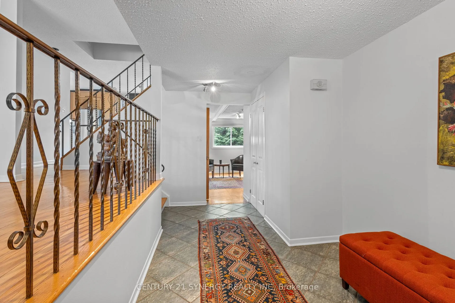 Photo 13 of 14 Silver Aspen Crescent, Ottawa, Blackburn Hamlet — HOMEH