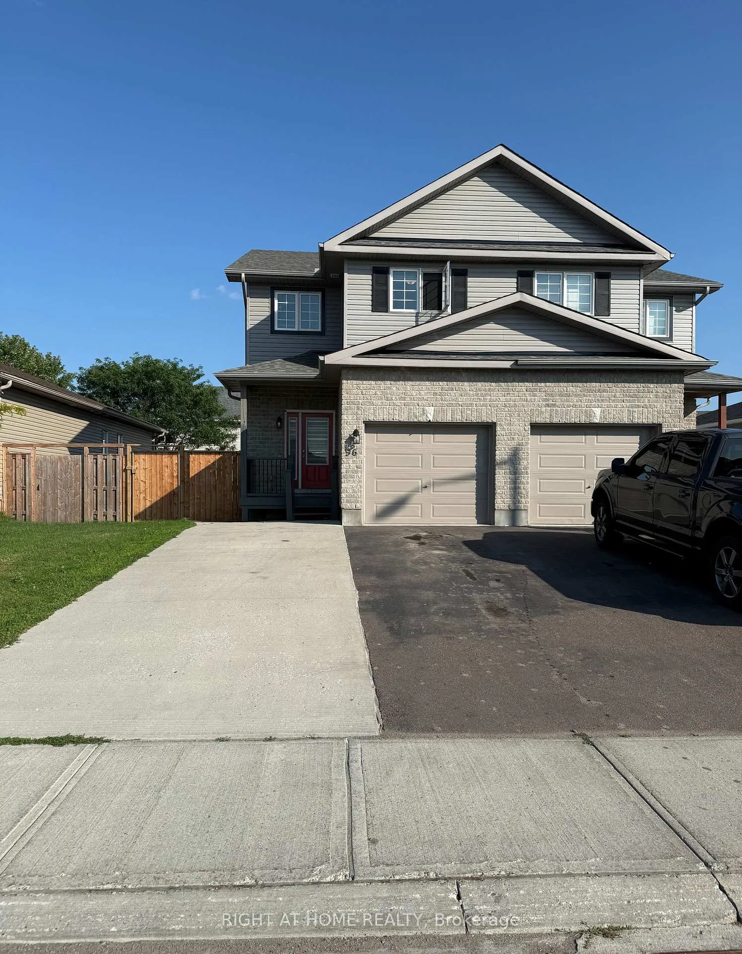 Photo 3 of 96 Stonehaven Way, Arnprior — HOMEH