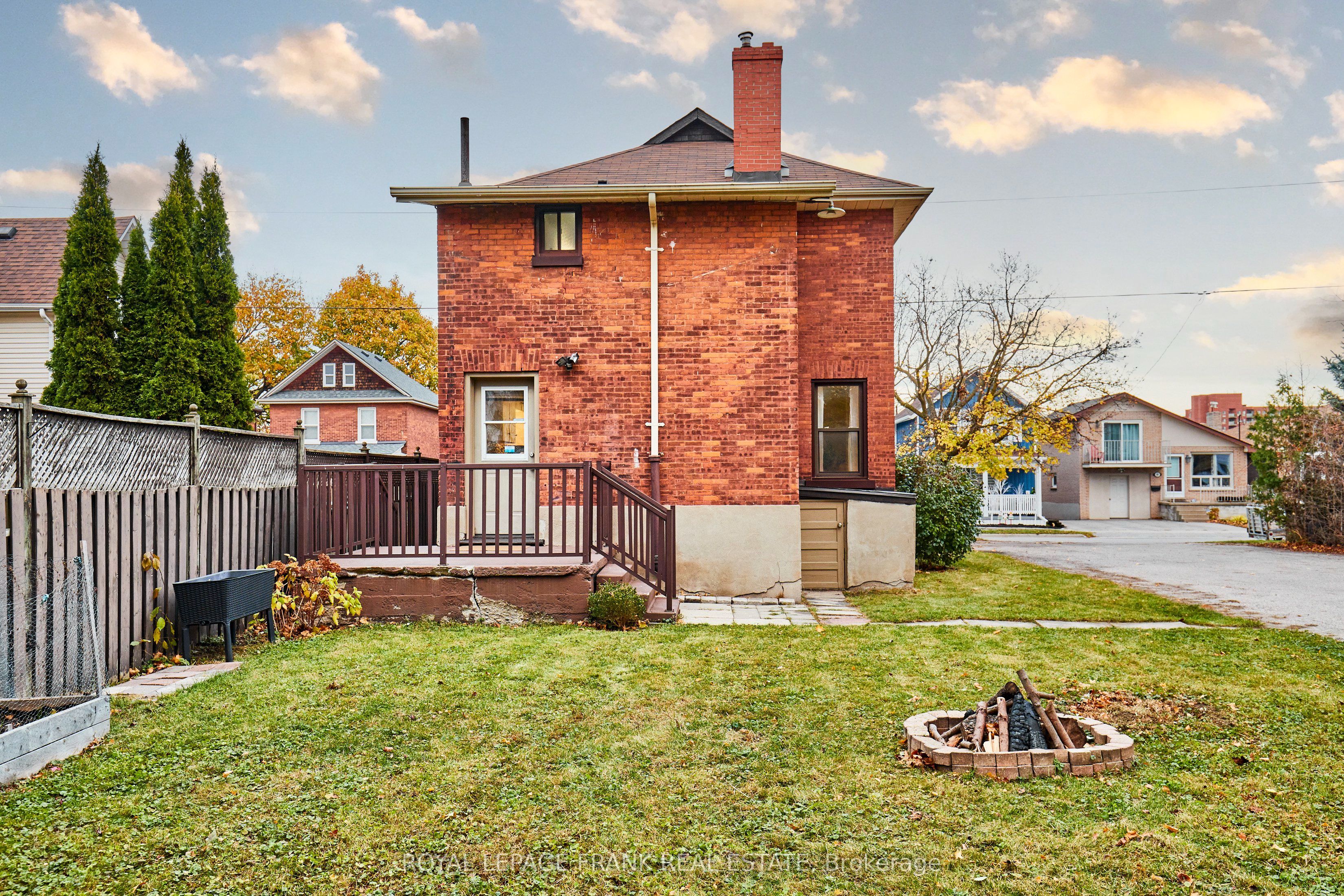 Photo 57 of 82 Nassau Street, Oshawa, Vanier — HOMEH