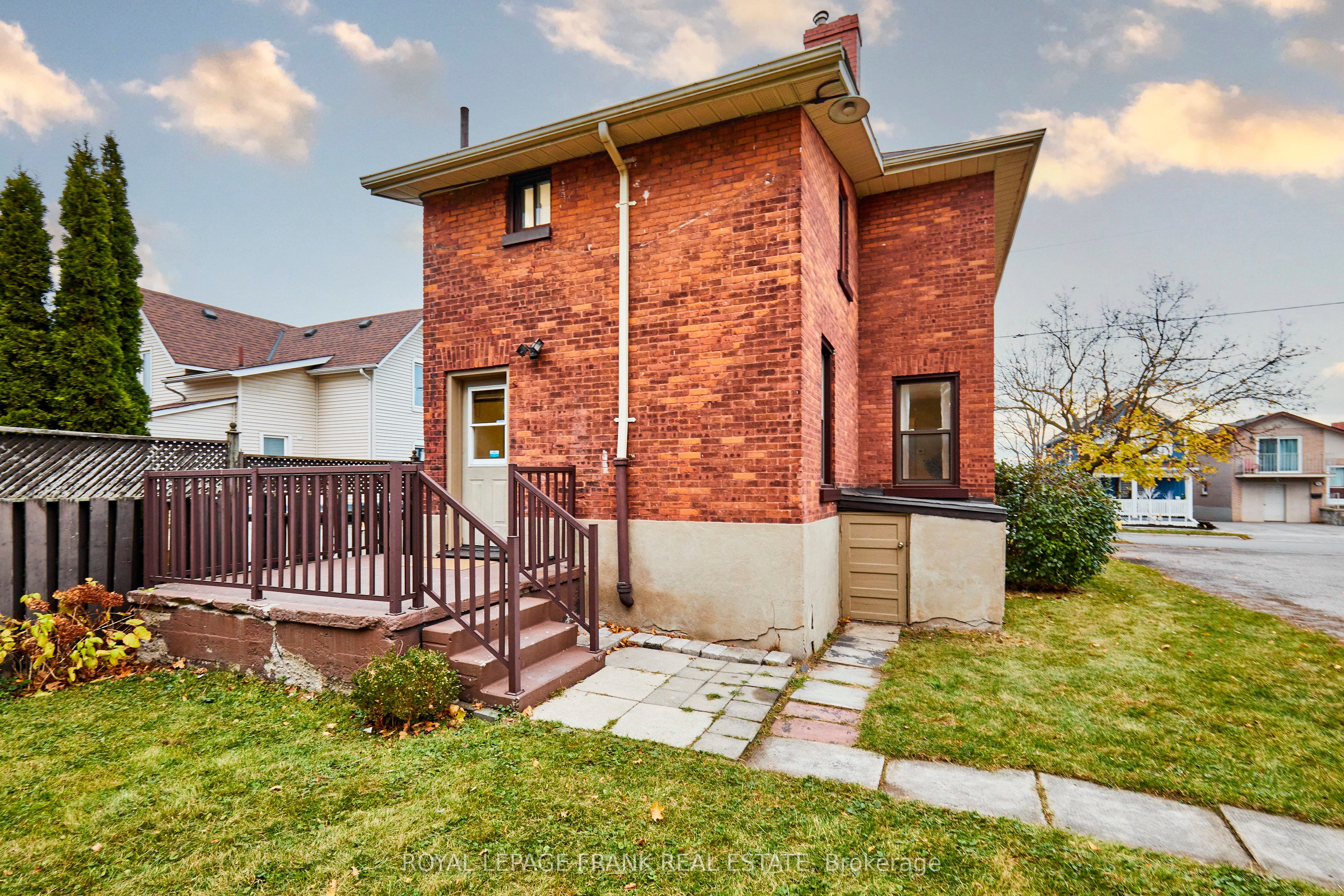 Photo 43 of 82 Nassau Street, Oshawa, Vanier — HOMEH
