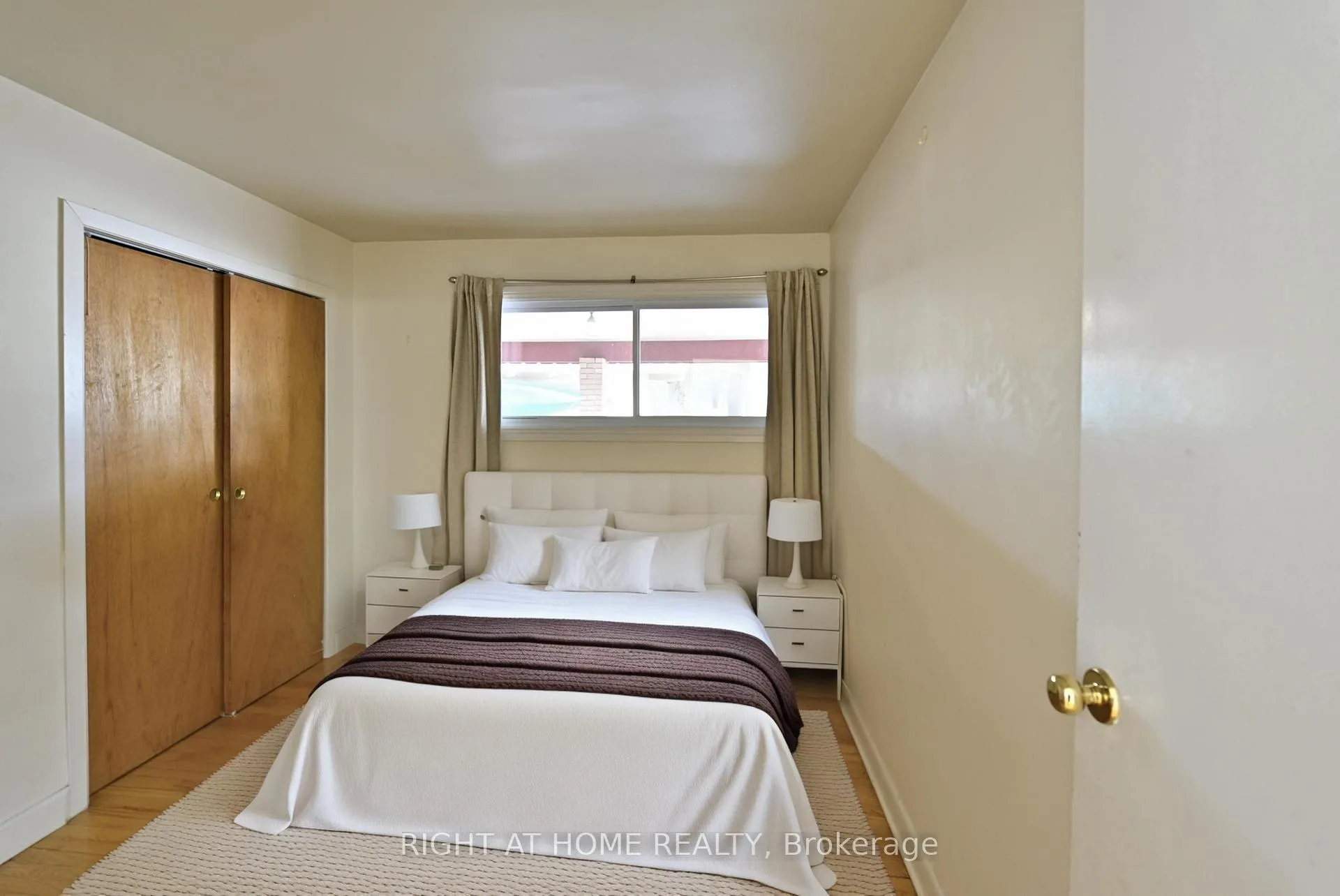 Photo 21 of 356 Summit Avenue, Ottawa, Alta Vista/Faircrest Heights — HOMEH