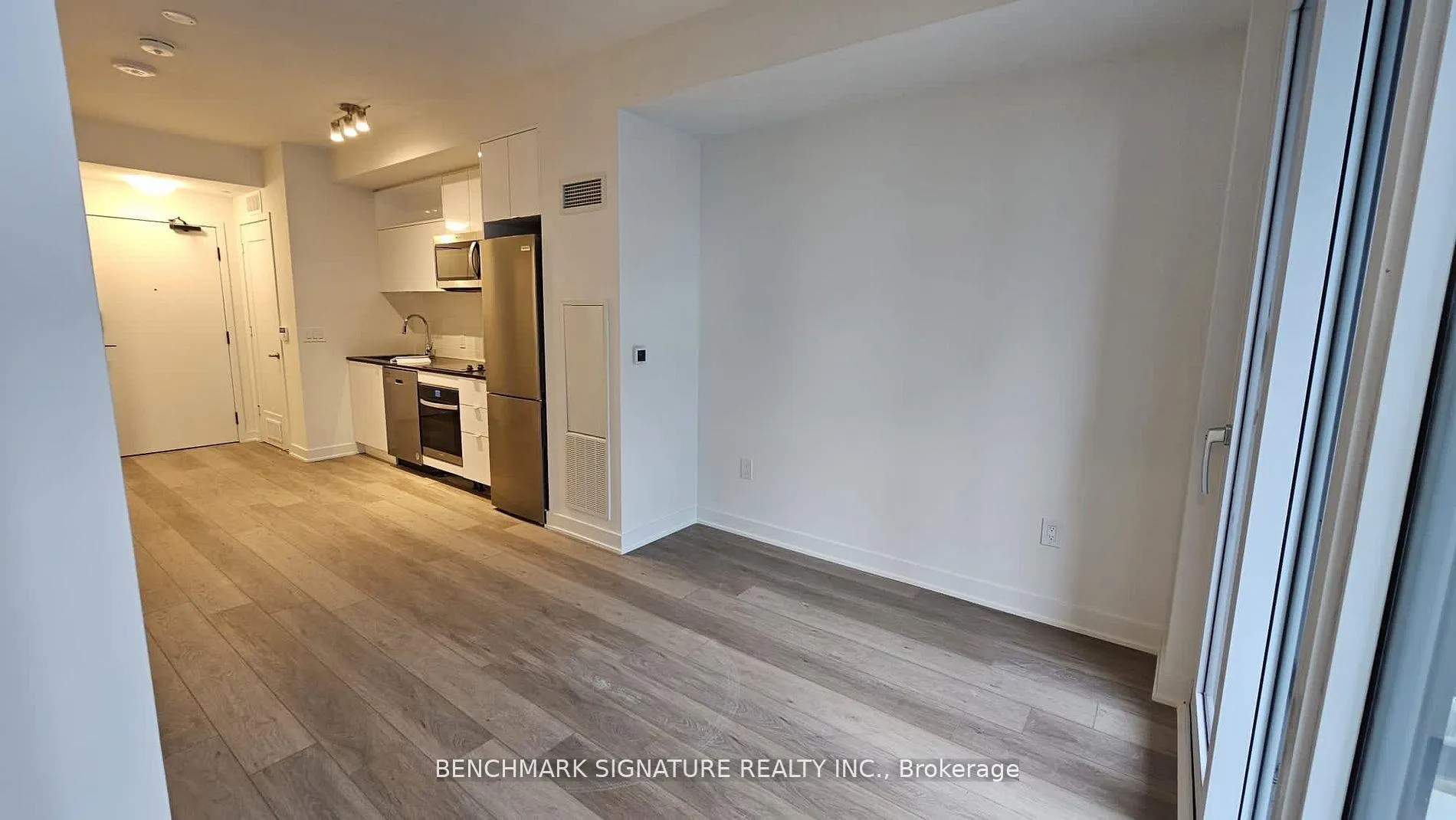 Front of Unit 1642 SW, 121 Lower Sherbourne Street SW