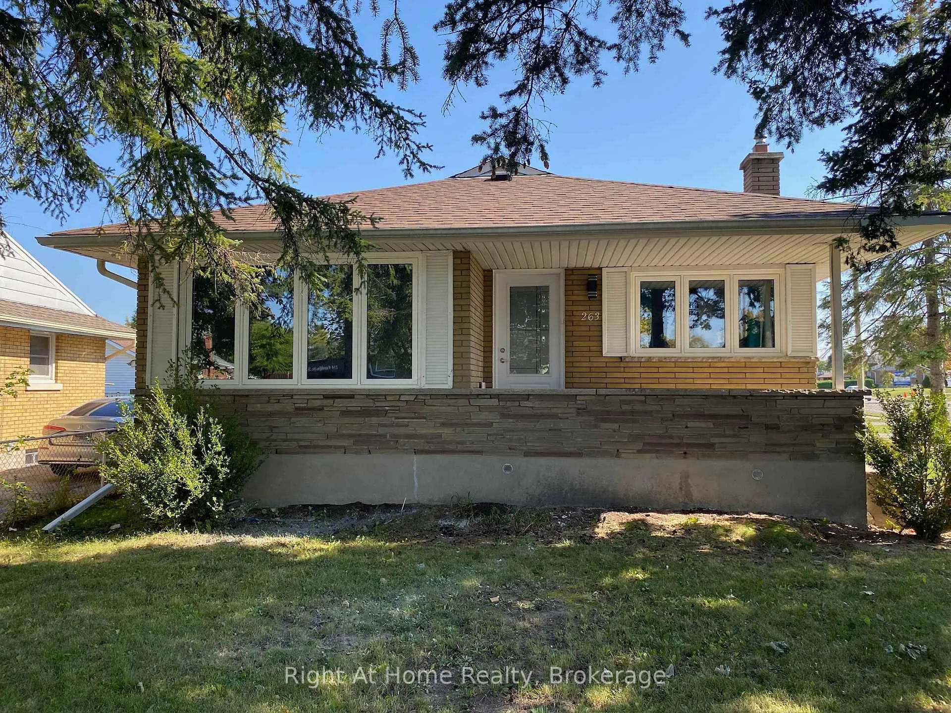 Photo 1 of 263 Franklin Street S, Kitchener — HOMEH