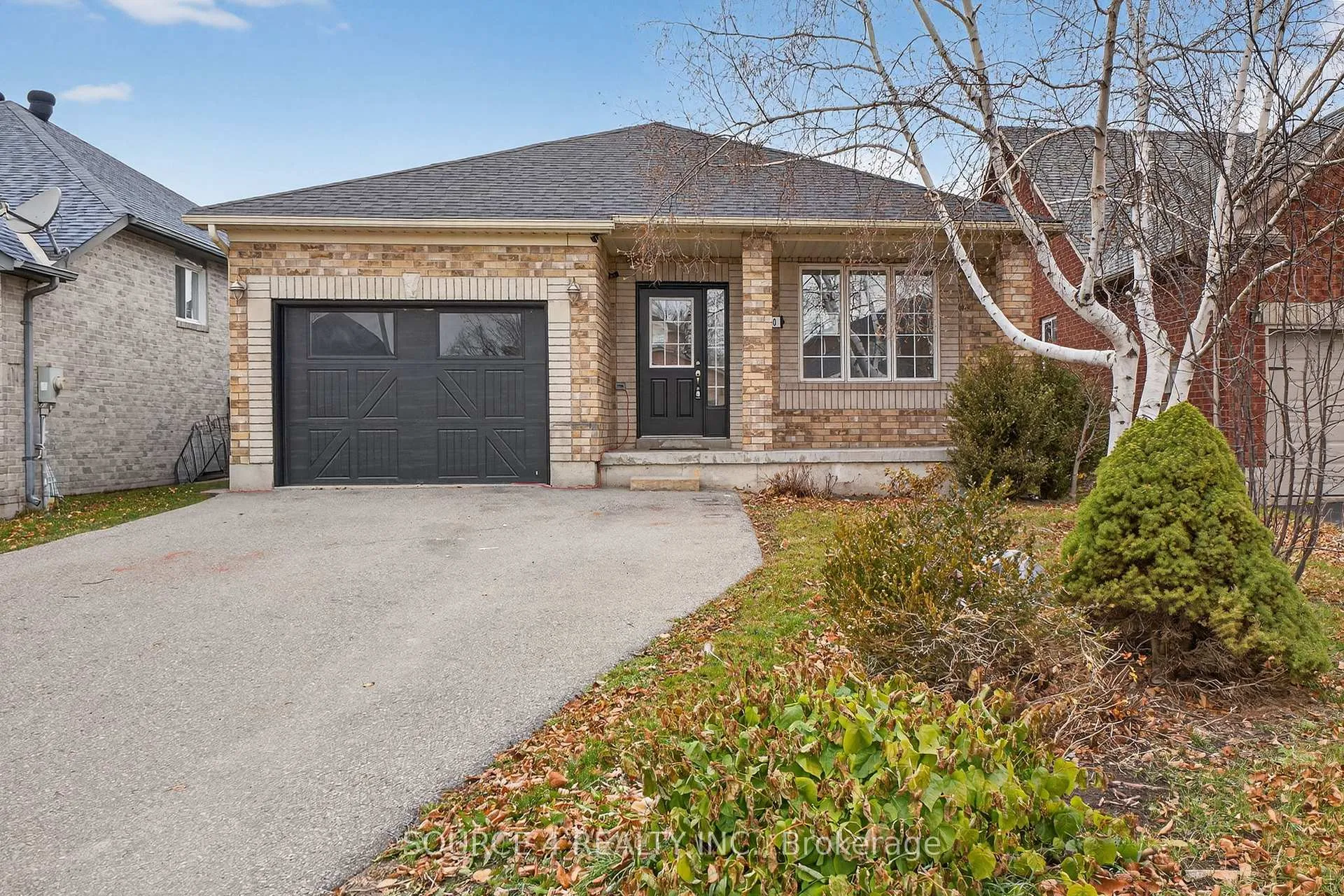 Photo 2 of 100 Tunbridge Road, Barrie, Georgian Drive — HOMEH