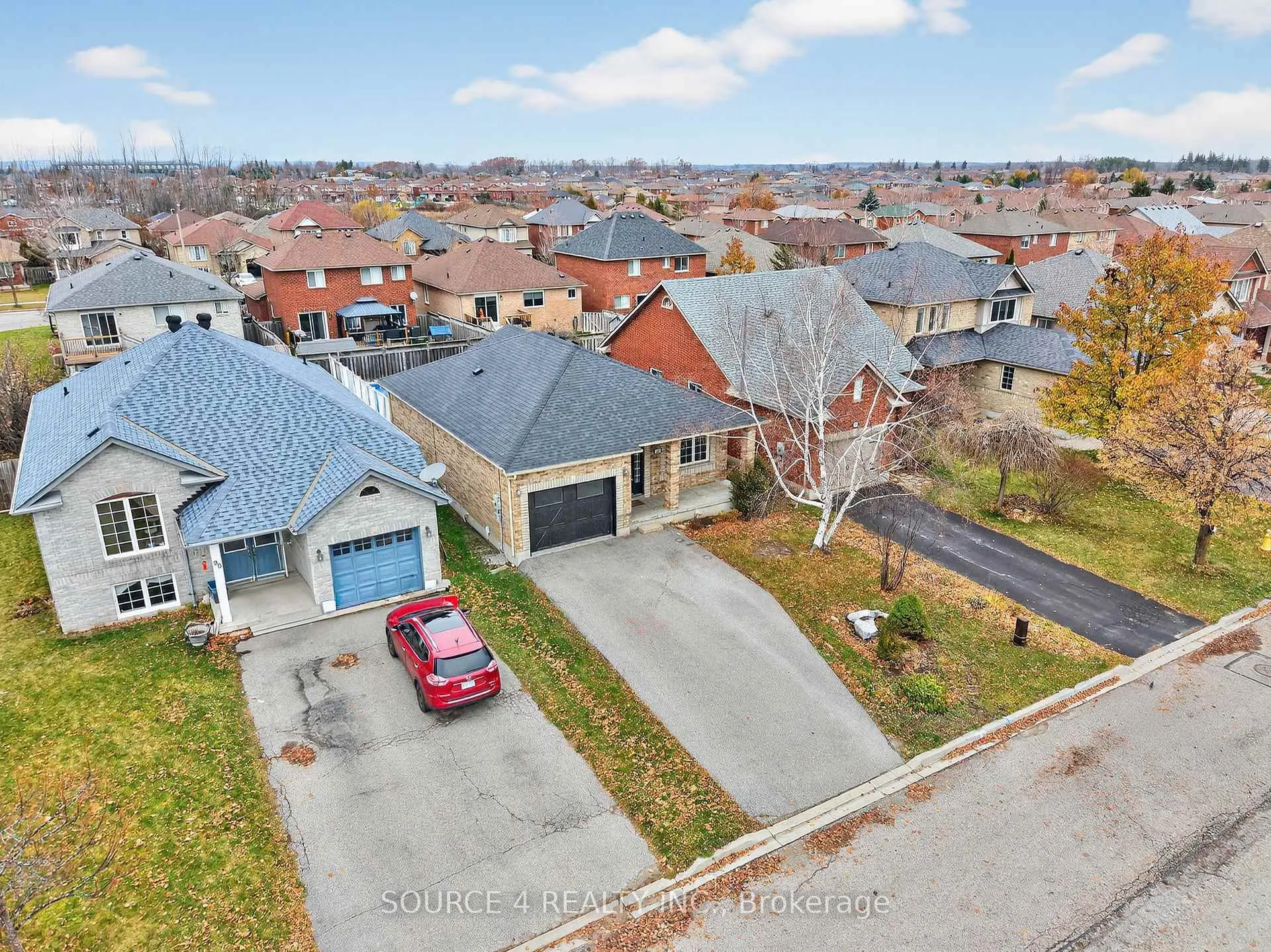 Photo 42 of 100 Tunbridge Road, Barrie, Georgian Drive — HOMEH