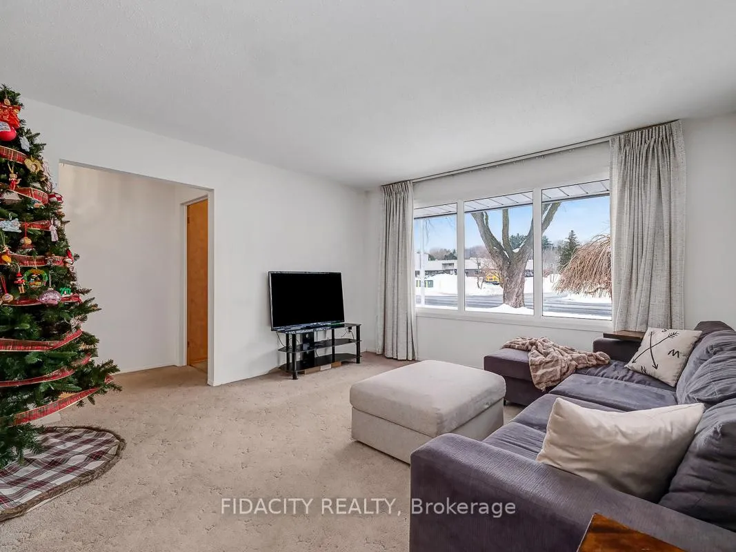 Photo 24 of 2338 Ogilvie Road, Ottawa, Beacon Hill North — HOMEH