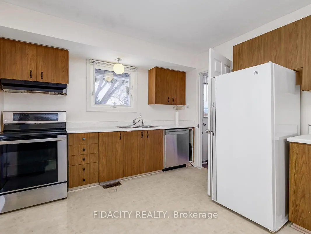 Photo 49 of 2338 Ogilvie Road, Ottawa, Beacon Hill North — HOMEH