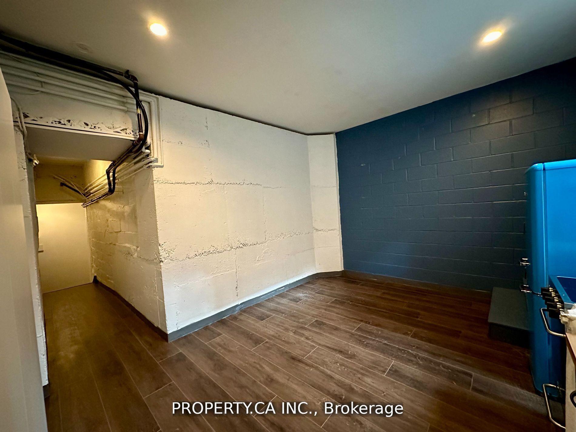Photo 4 of Unit B1, 883 Queen Street W, Toronto, Niagara — HOMEH