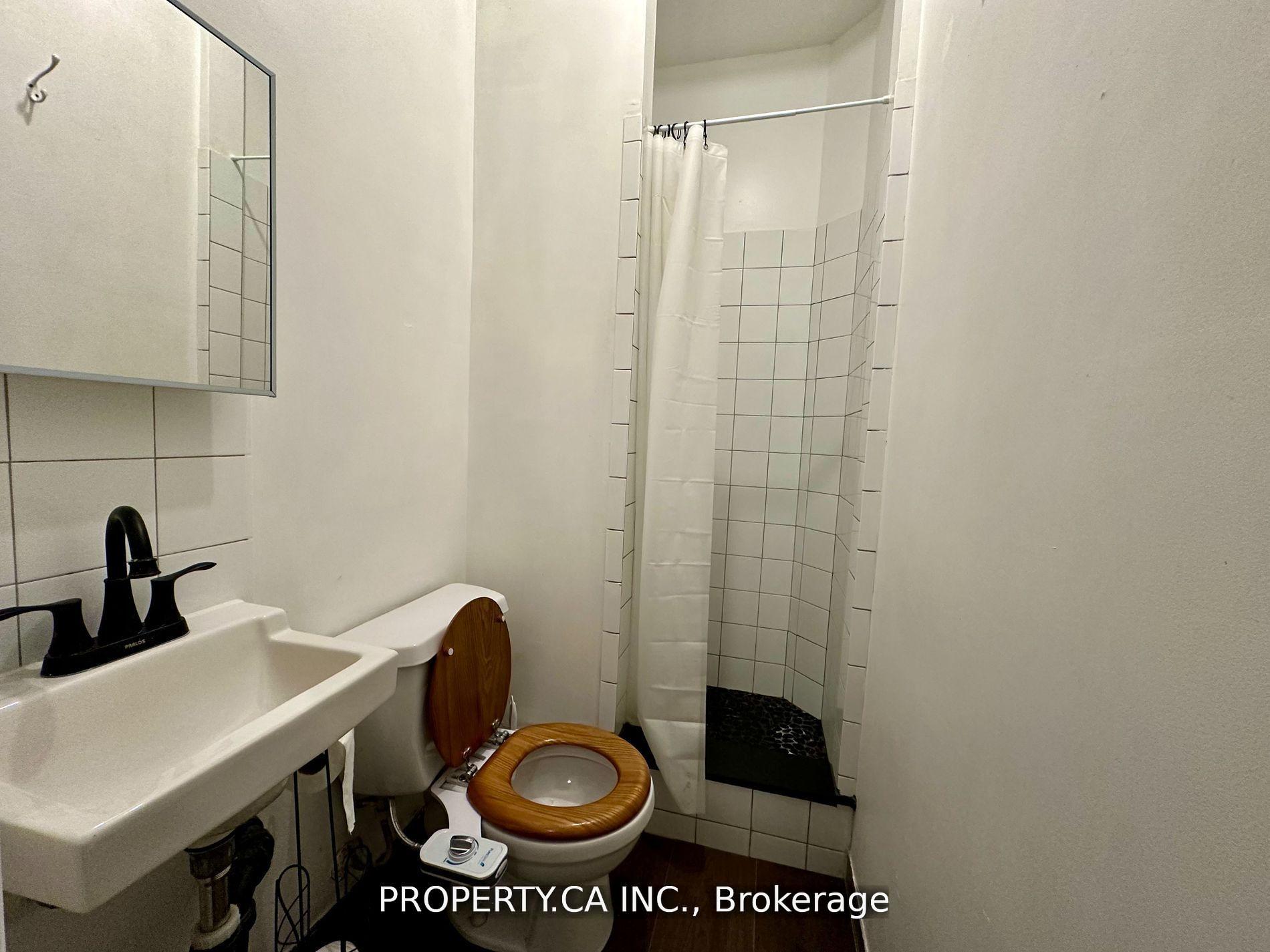 Photo 5 of Unit B1, 883 Queen Street W, Toronto, Niagara — HOMEH