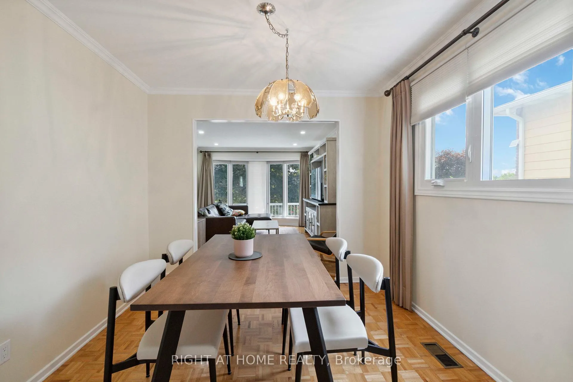 Photo 17 of 53B Tauvette Street, Ottawa, Blackburn Hamlet — HOMEH