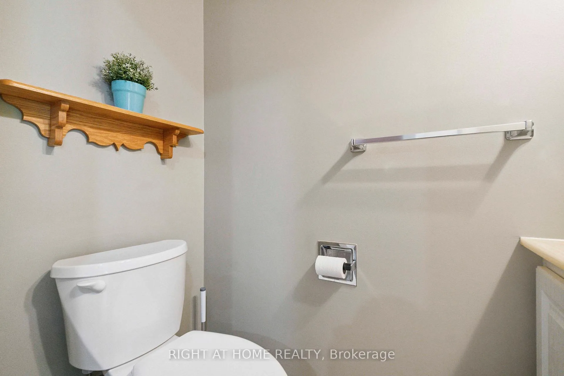 Photo 27 of 53B Tauvette Street, Ottawa, Blackburn Hamlet — HOMEH
