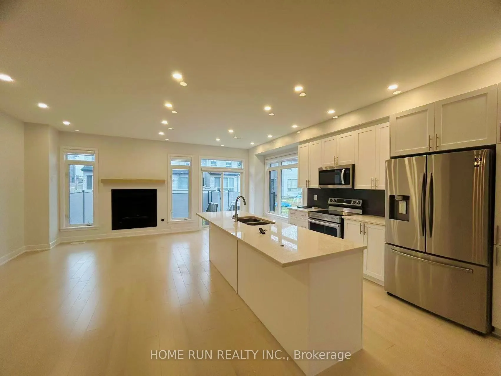 Photo 7 of 870 Solarium Avenue, Ottawa, Riverside South/Gloucester Glen — HOMEH