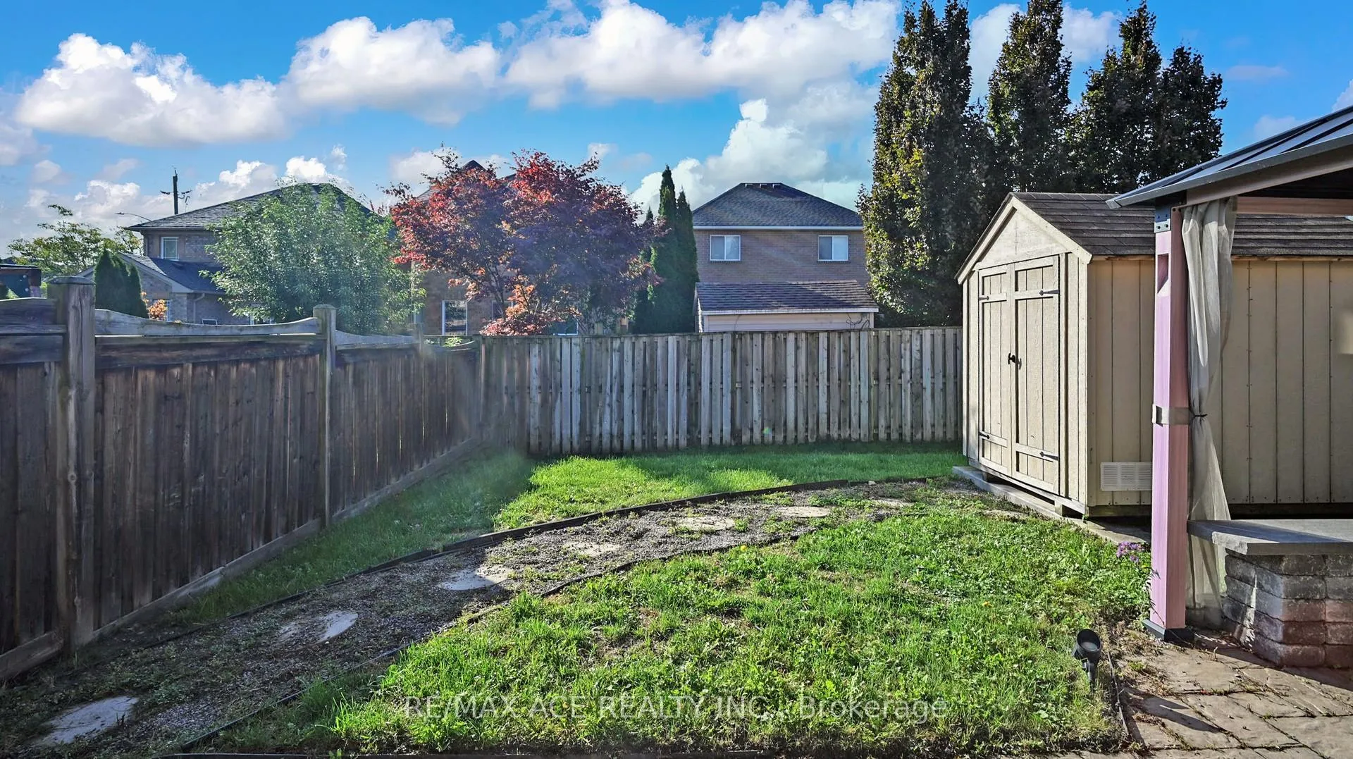 Photo 489 of 5 Beverton Crescent, Ajax, Northwest Ajax — HOMEH
