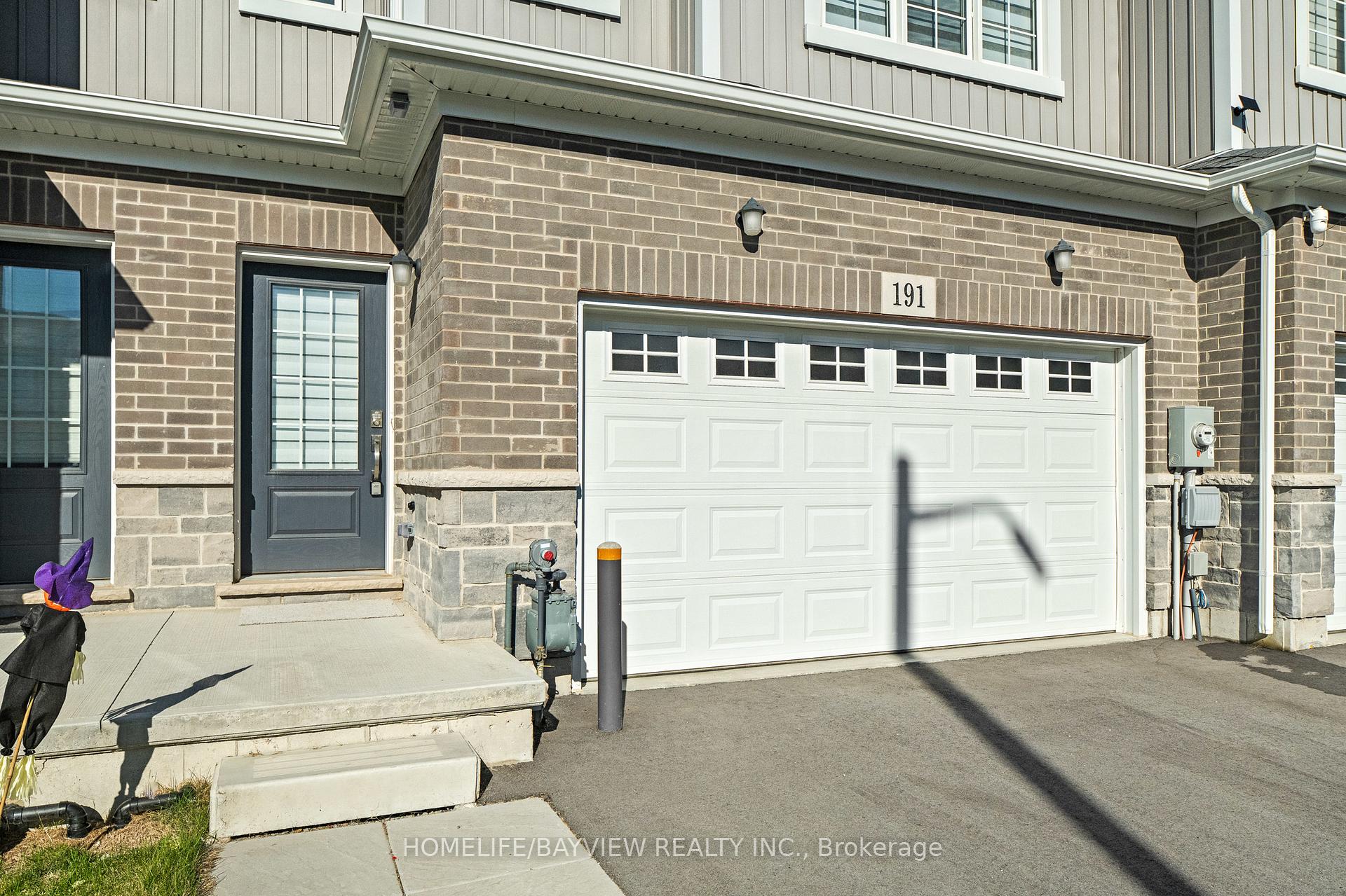 Photo 3 of 191 Bur Oak Drive, Thorold, Confederation Heights — HOMEH