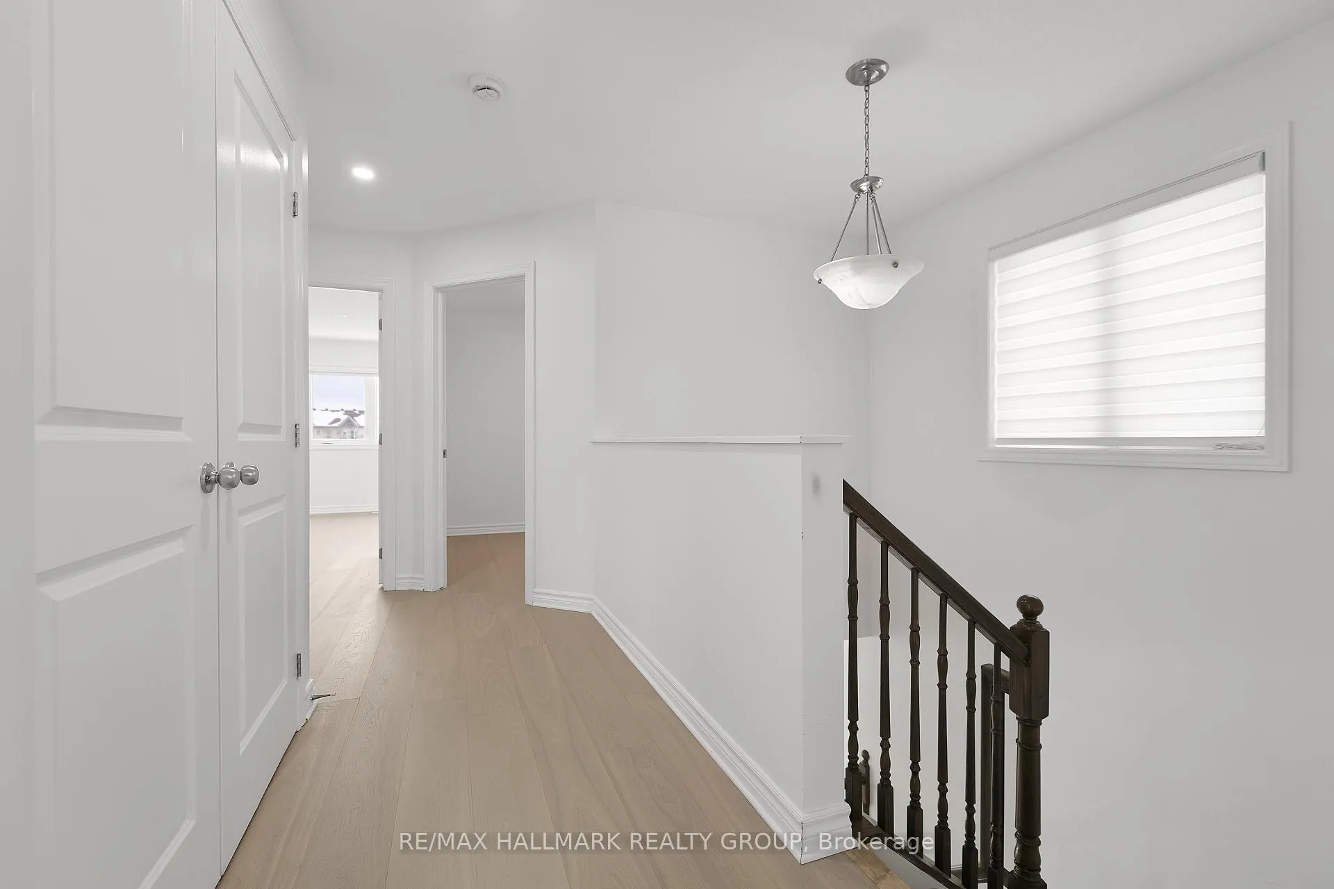 Photo 12 of 2477 Waterlilly Way, Ottawa, Barrhaven - Heritage Park — HOMEH