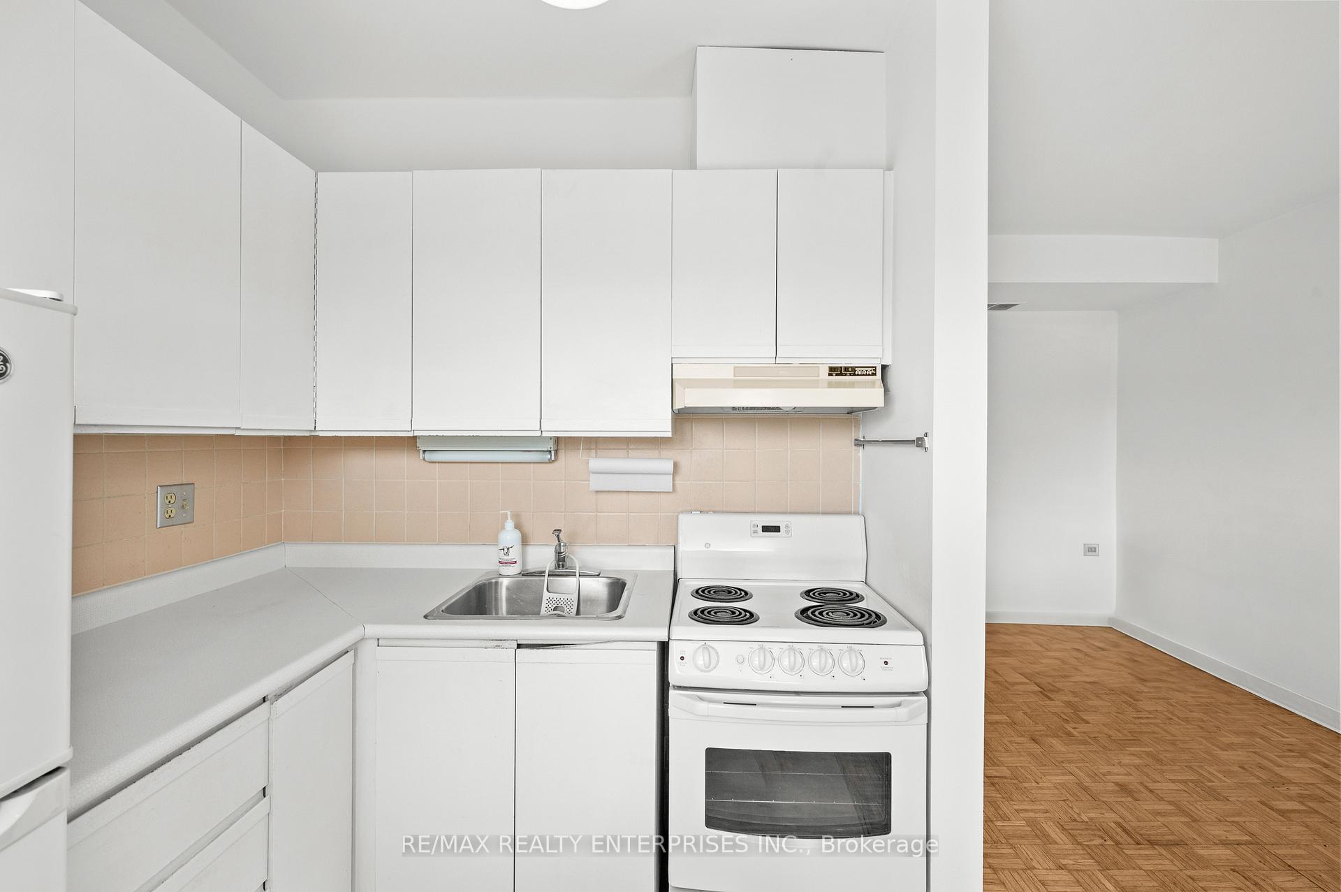 Photo 16 of Unit 2, 770 College Street, Toronto, Palmerston-Little Italy — HOMEH