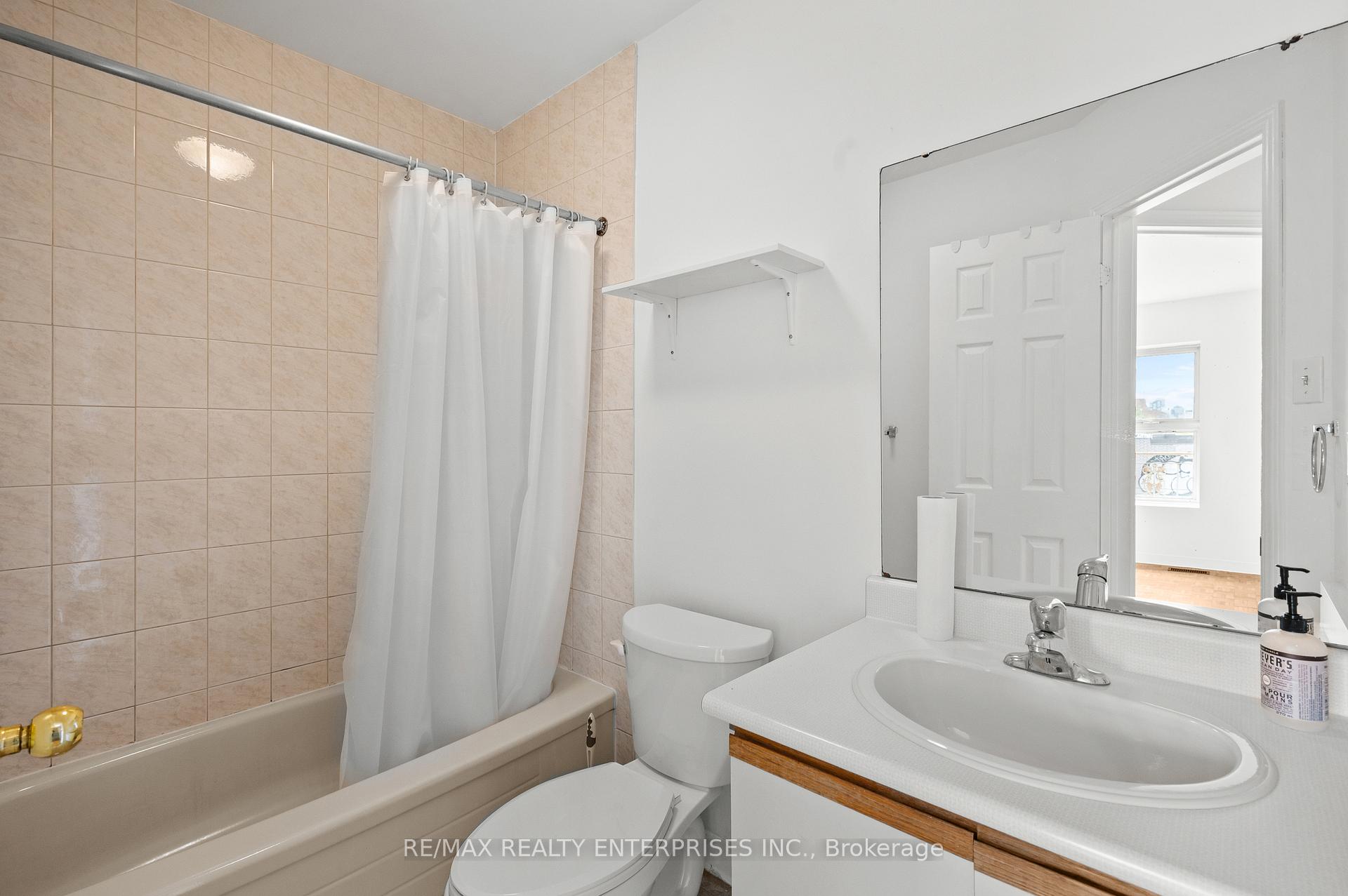 Photo 21 of Unit 2, 770 College Street, Toronto, Palmerston-Little Italy — HOMEH