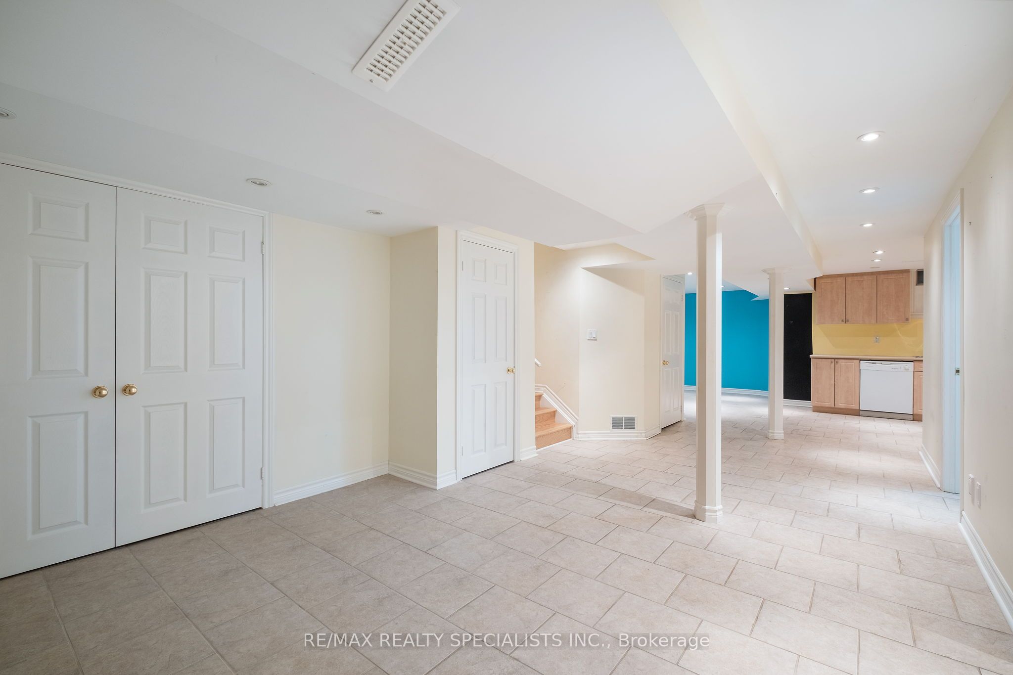 Photo 71 of 92 Stella Crescent, Caledon, Bolton East — HOMEH